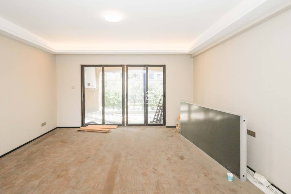 中梁云麓传奇  4室2厅2卫    155.0万