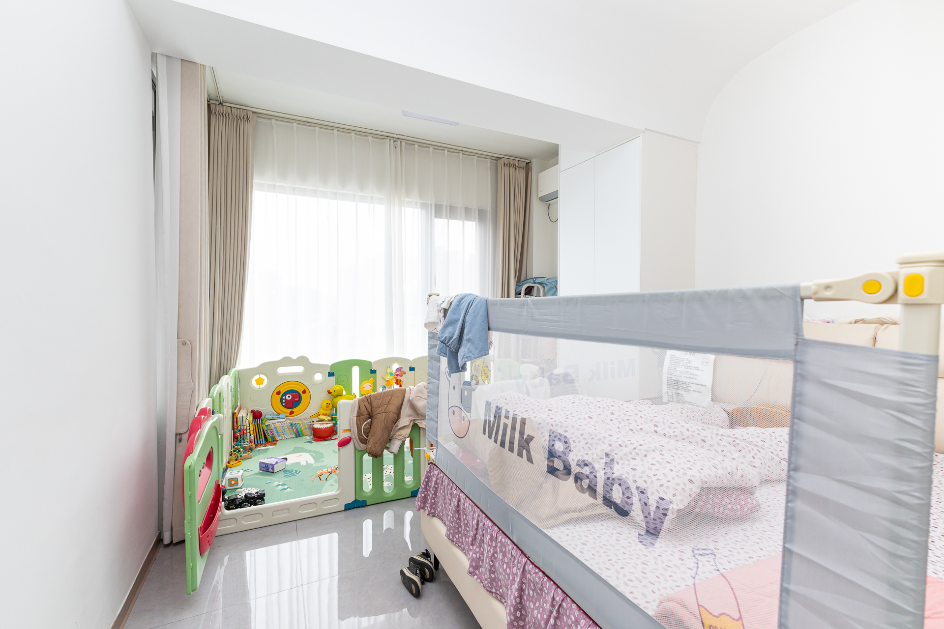 越秀湘江星汇城二期  4室2厅2卫    128.0万 越秀湘江星汇城二期  4室2厅2卫    128.0万卧室