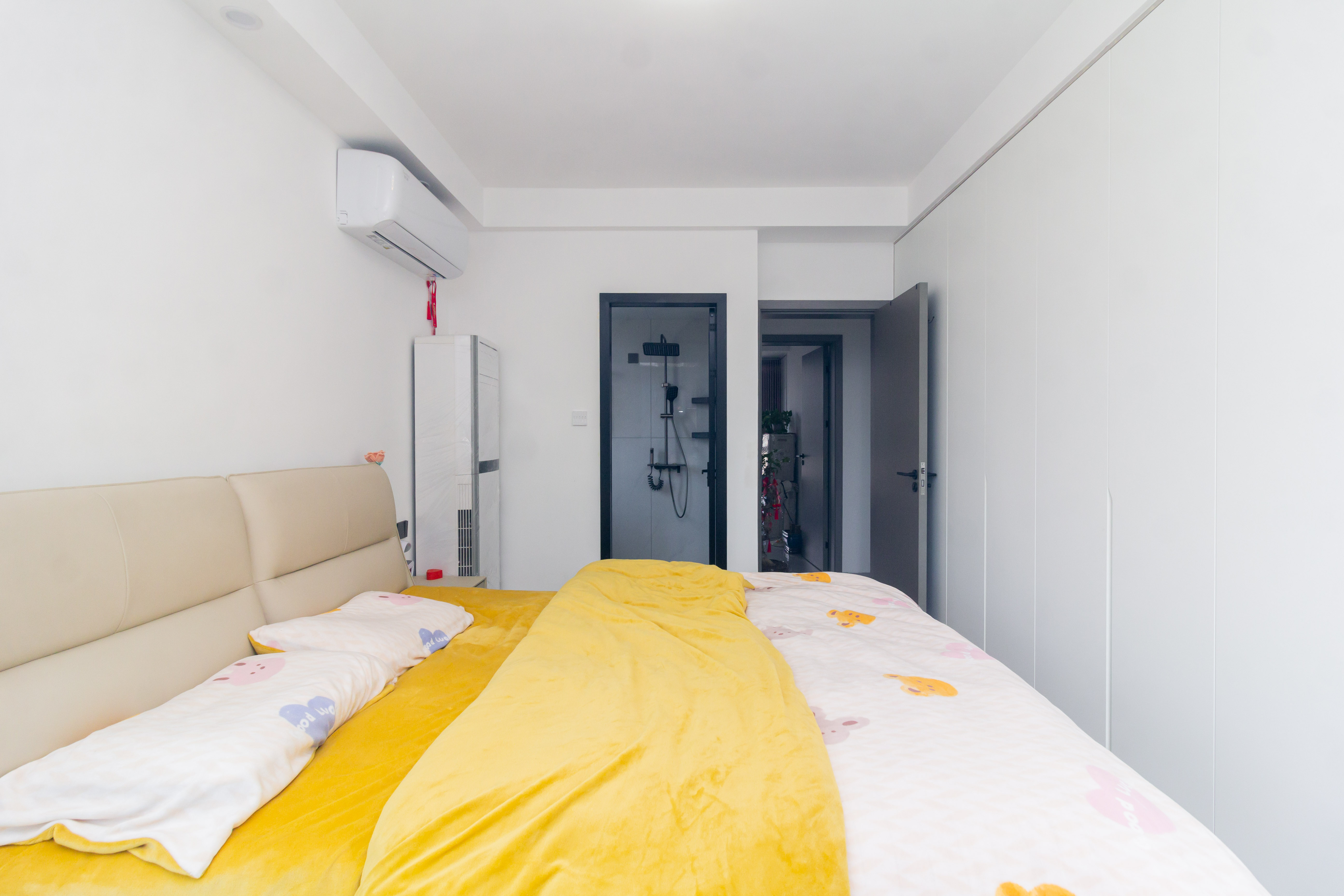 才子佳郡  5室2厅2卫   147.80万卧室