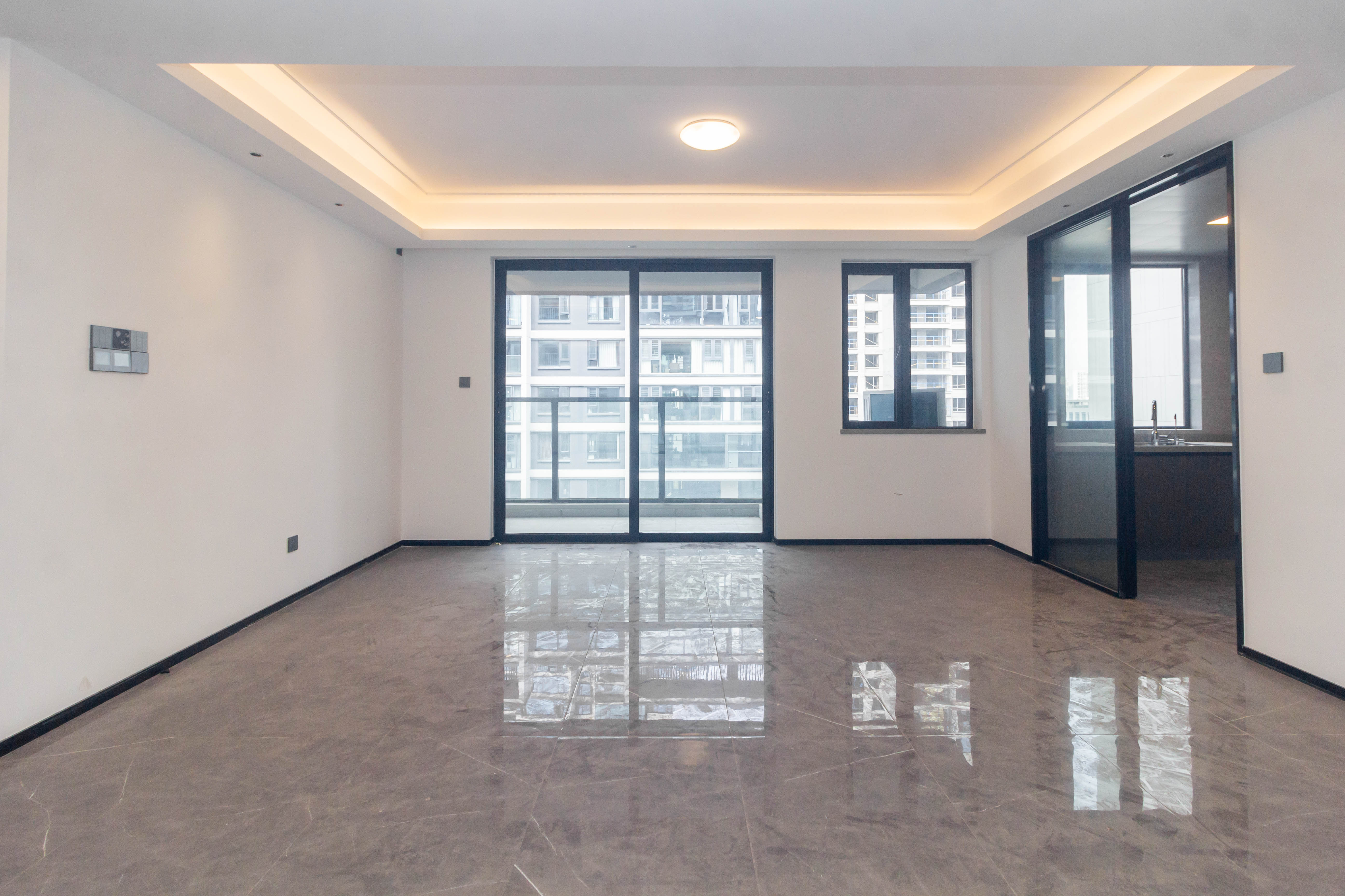 美的云樾  4室2厅2卫    308.0万 美的云樾  4室2厅2卫    308.0万