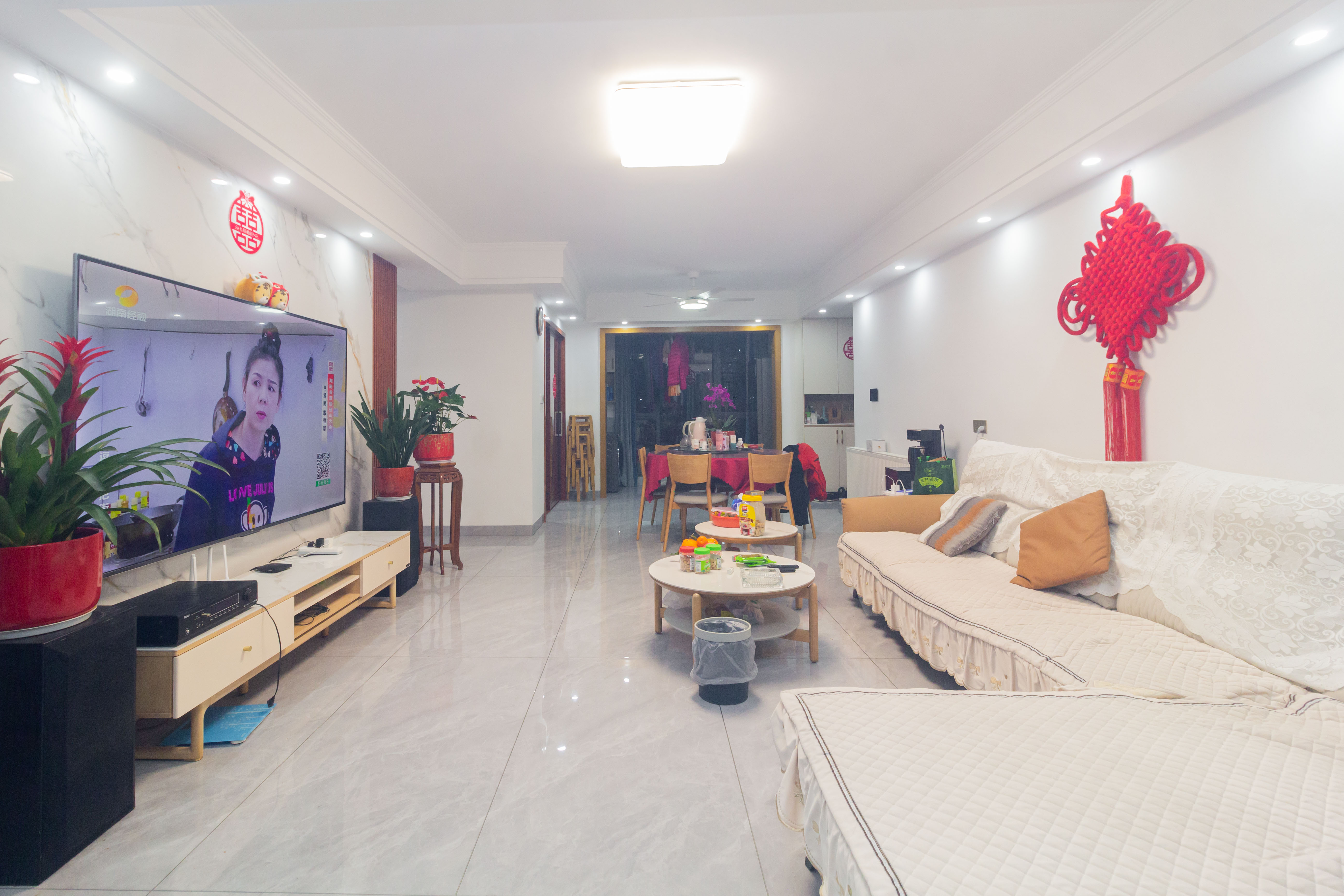 中交中央公园D1区 4室2厅2卫 178.0万 中交中央公园D1区 4室2厅2卫 178.0万客厅