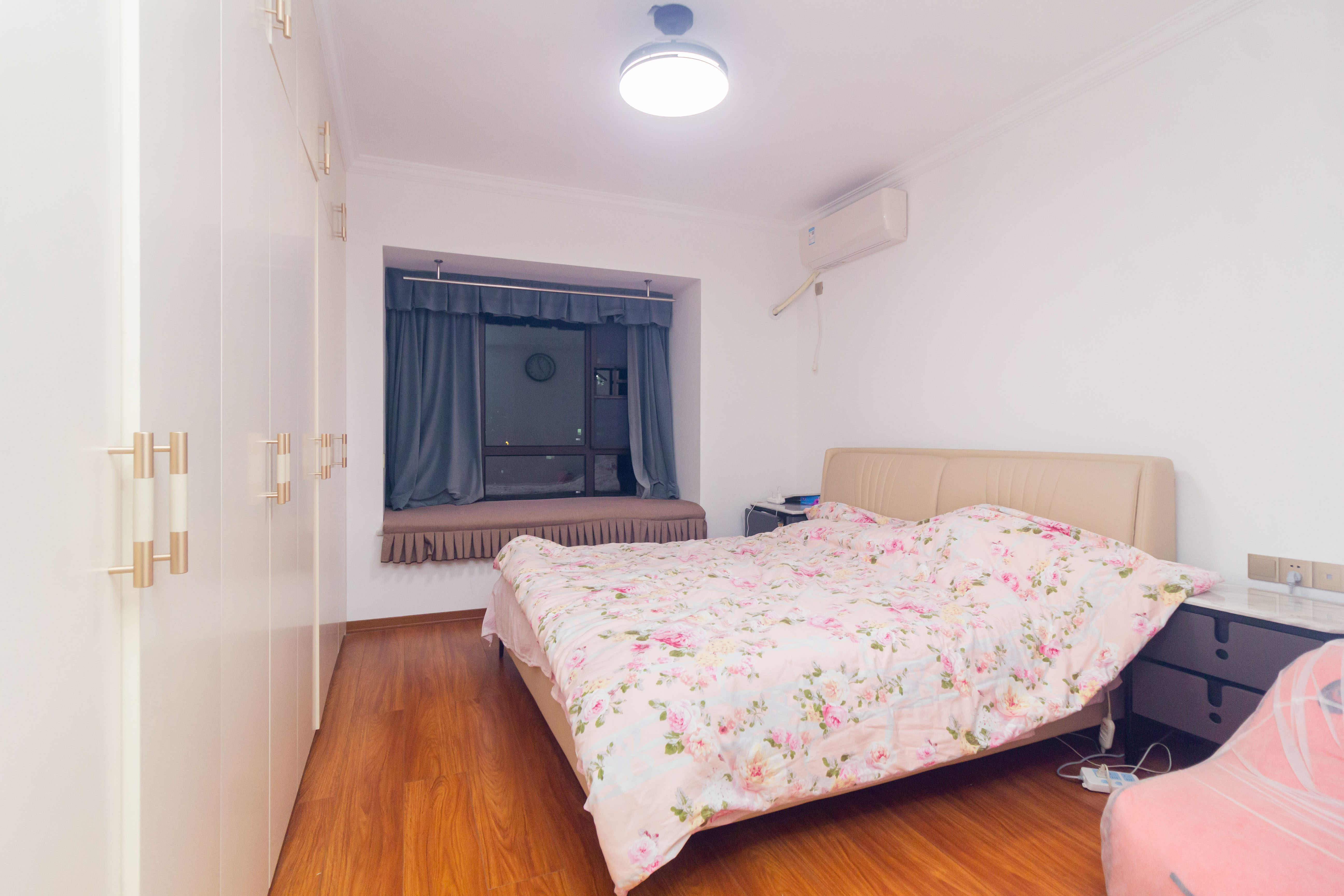 中交中央公园D1区 4室2厅2卫 178.0万 中交中央公园D1区 4室2厅2卫 178.0万卧室