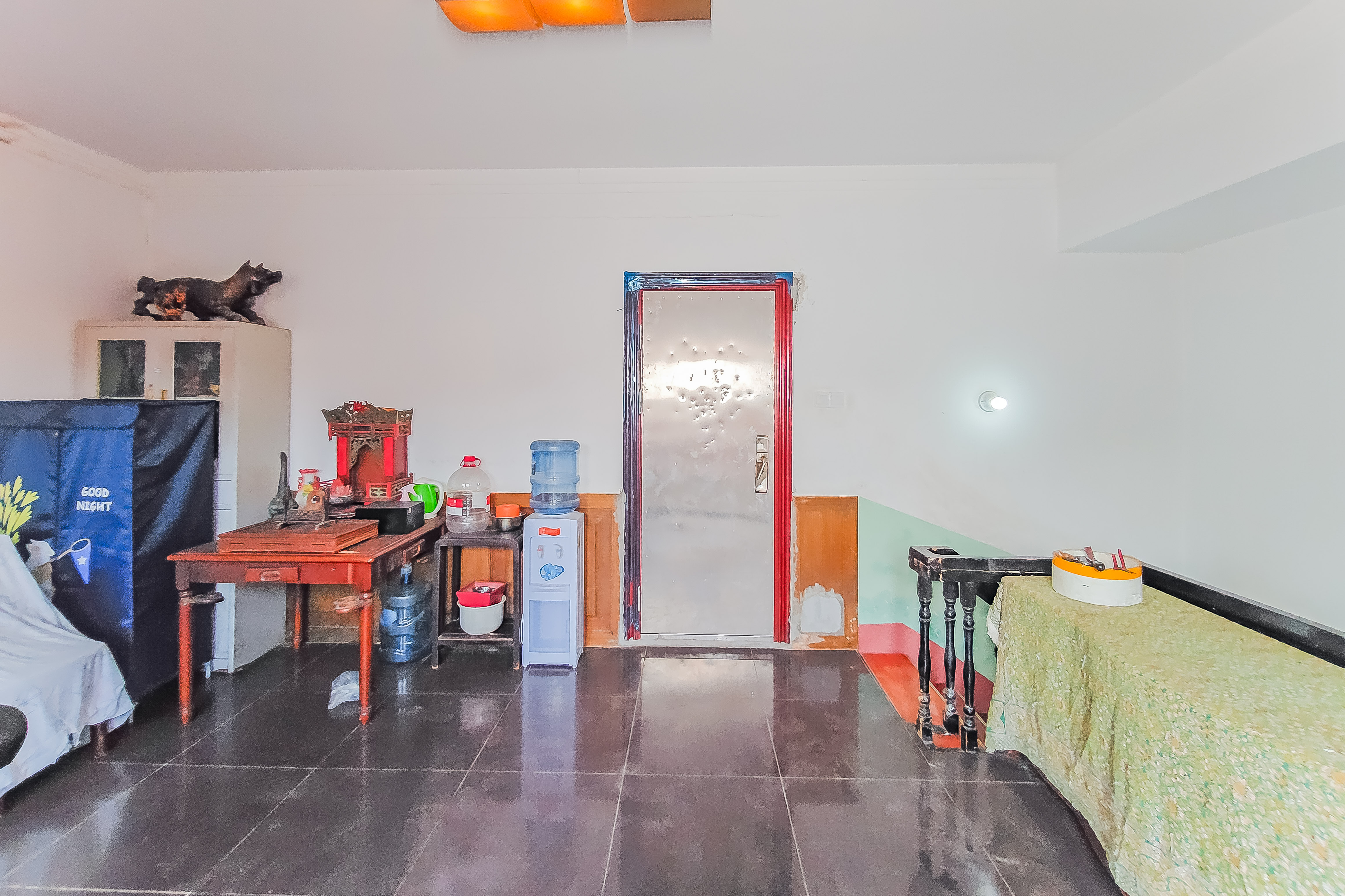 天心友园  4室2厅2卫    110.0万 天心友园  4室2厅2卫    110.0万客厅