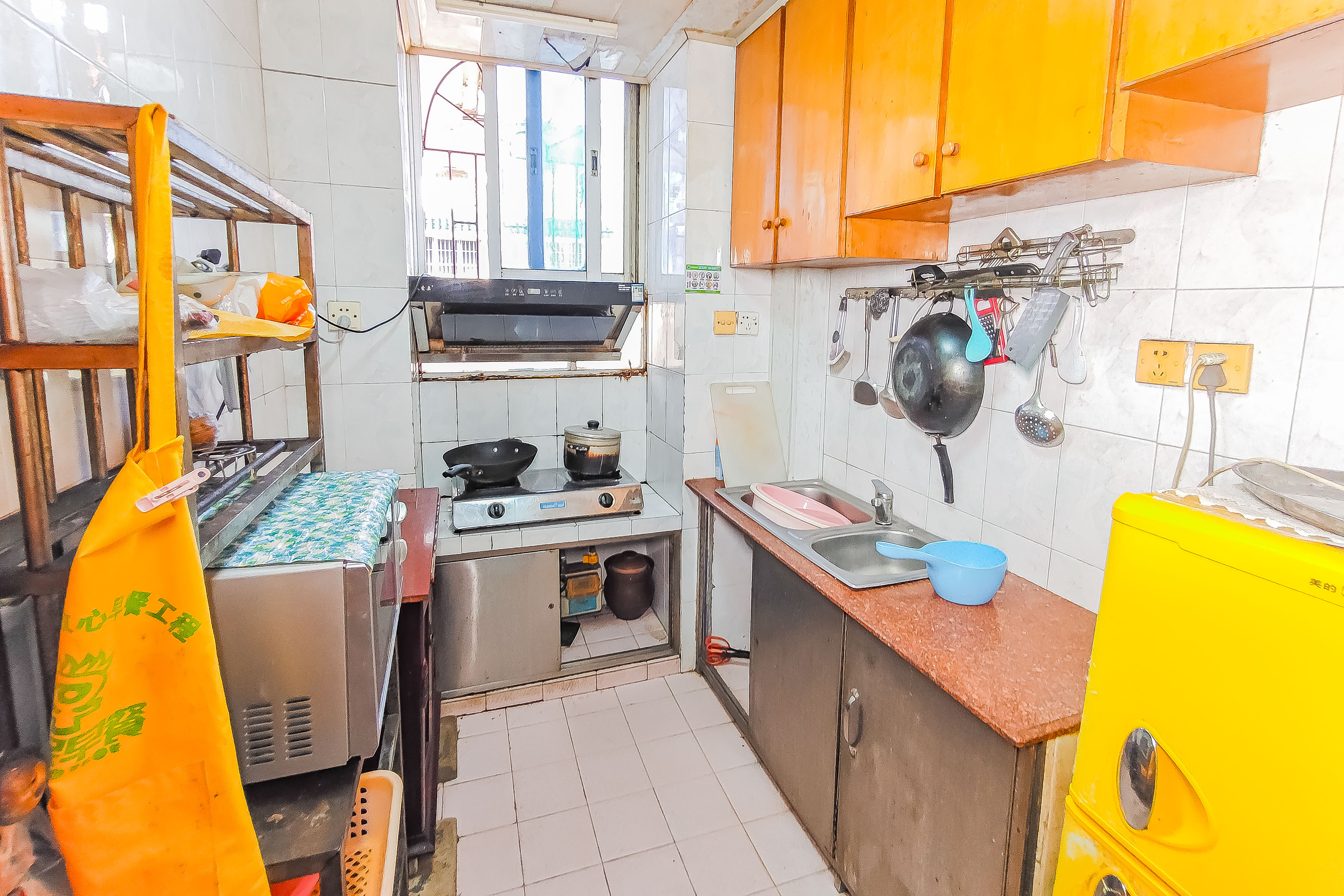 天心友园  4室2厅2卫    110.0万 天心友园  4室2厅2卫    110.0万厨房