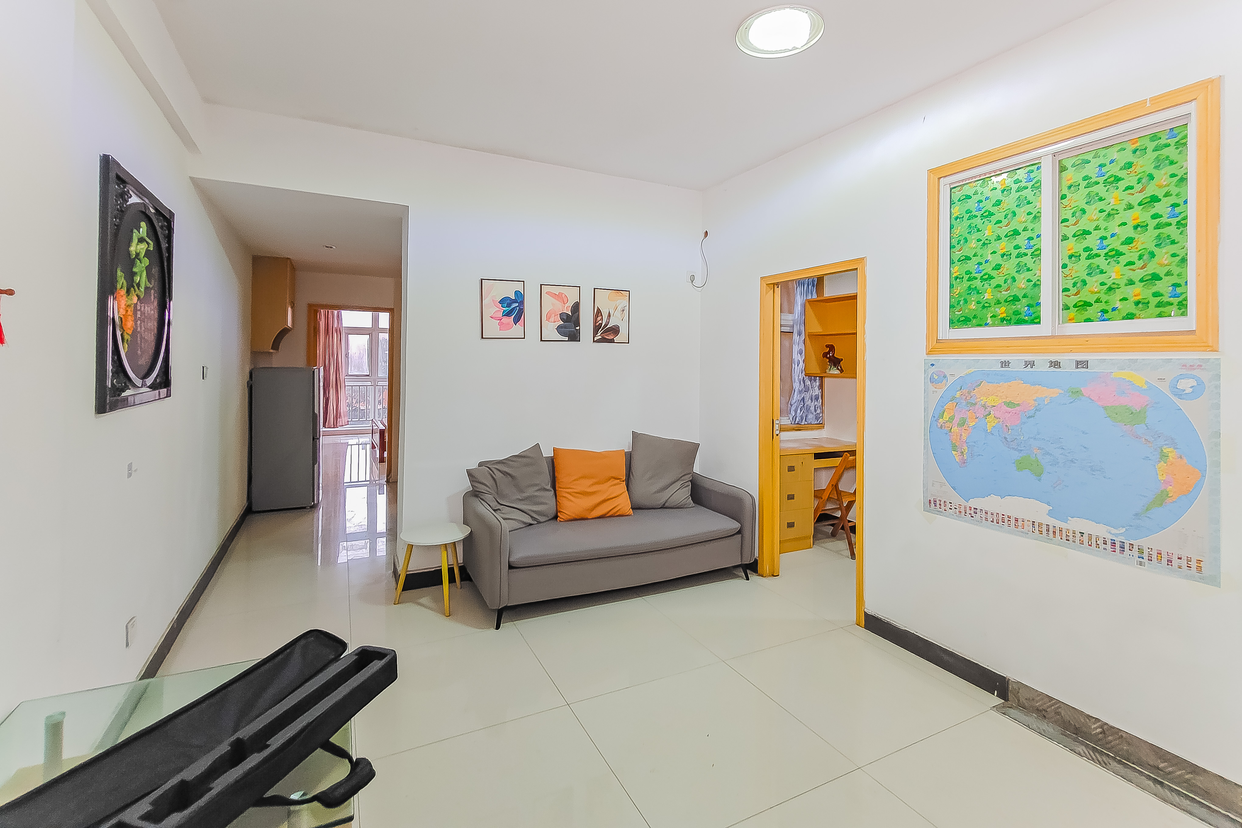 宏泽佳园 1室0厅0卫 69.8万 宏泽佳园 1室0厅0卫 69.8万客厅