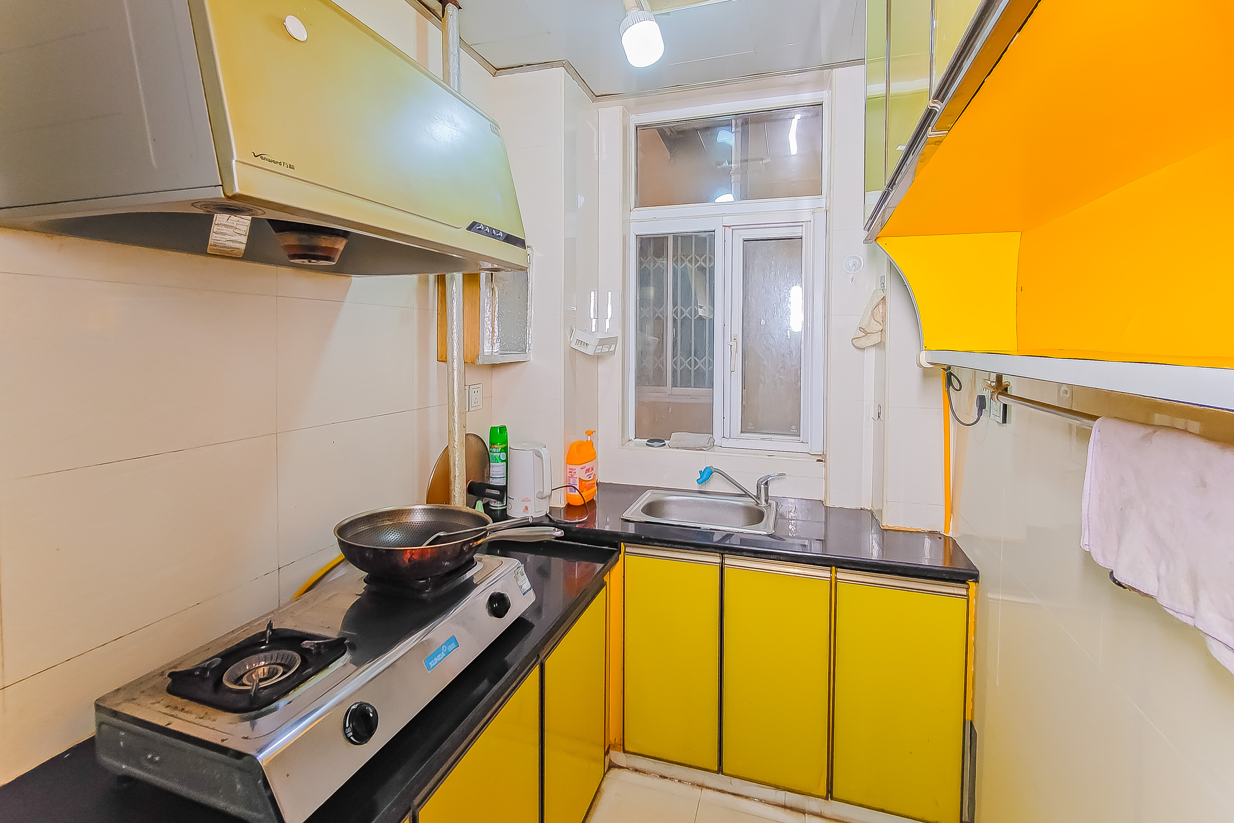 宏泽佳园 1室0厅0卫 69.8万 宏泽佳园 1室0厅0卫 69.8万厨房