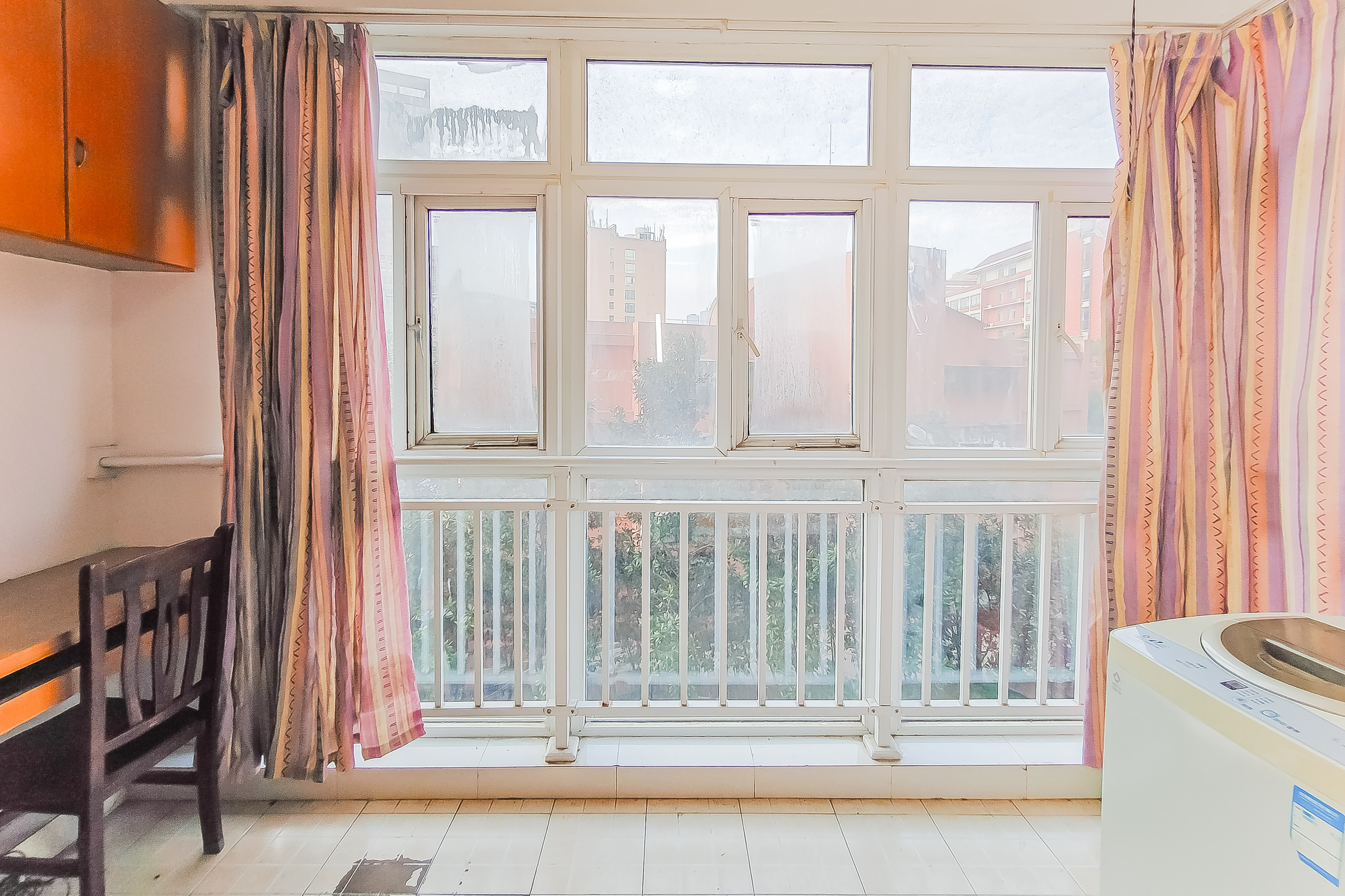 宏泽佳园 1室0厅0卫 69.8万 宏泽佳园 1室0厅0卫 69.8万阳台