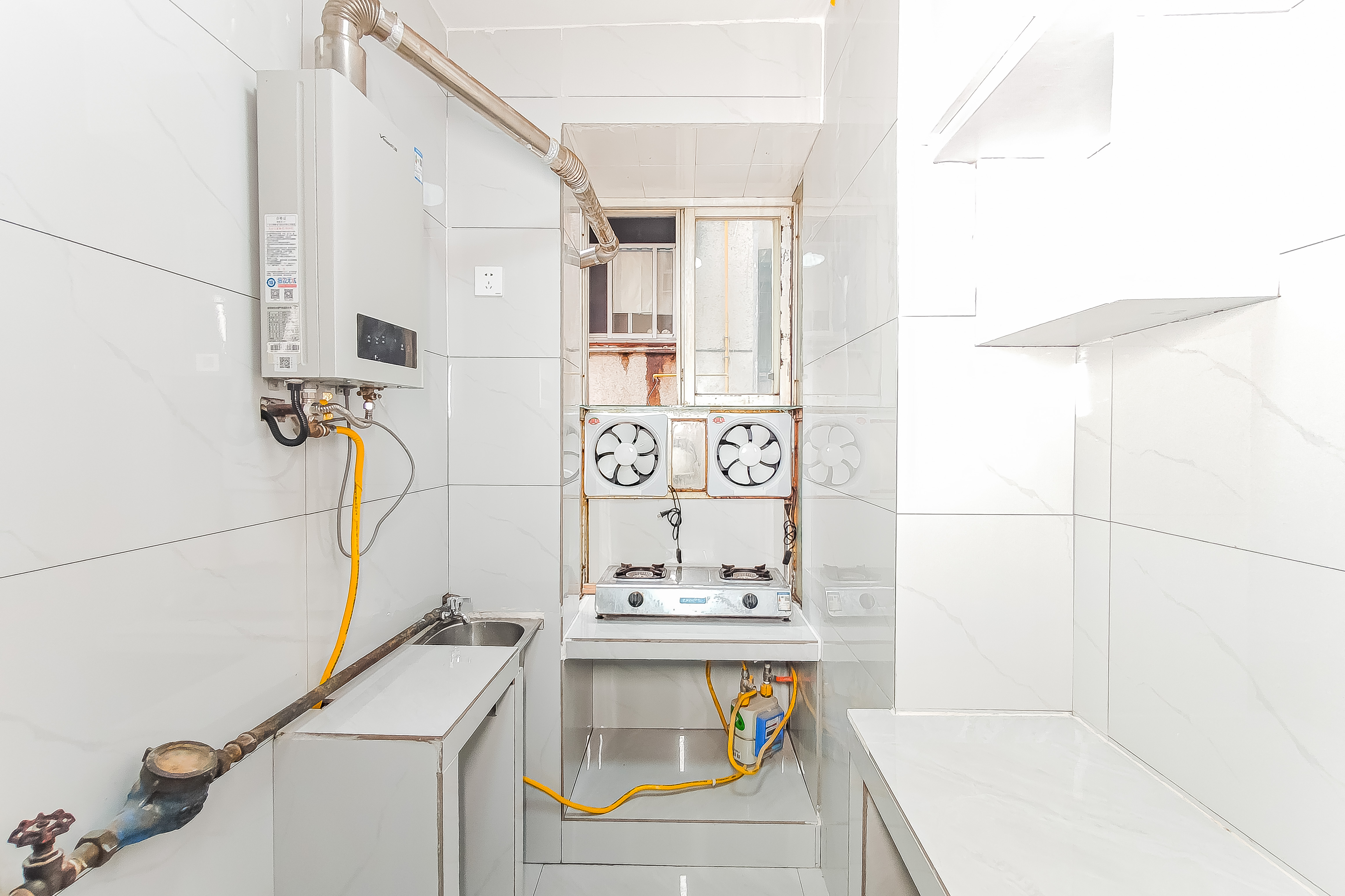 复兴街77号建行宿舍  2室2厅1卫    52.8万 复兴街77号建行宿舍  2室2厅1卫    52.8万厨房