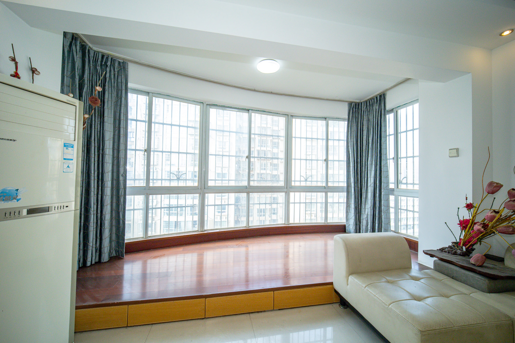 高林金三华邸 4室2厅2卫 79.8万 高林金三华邸 4室2厅2卫 79.8万阳台