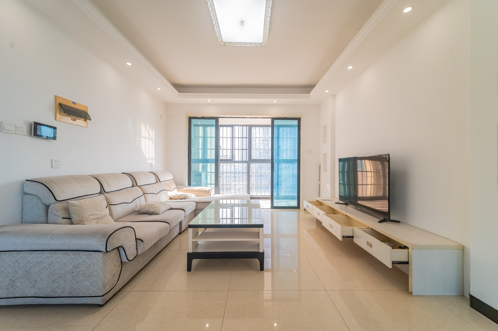 方略城市广场  4室2厅2卫    110.0万 方略城市广场  4室2厅2卫    110.0万客厅