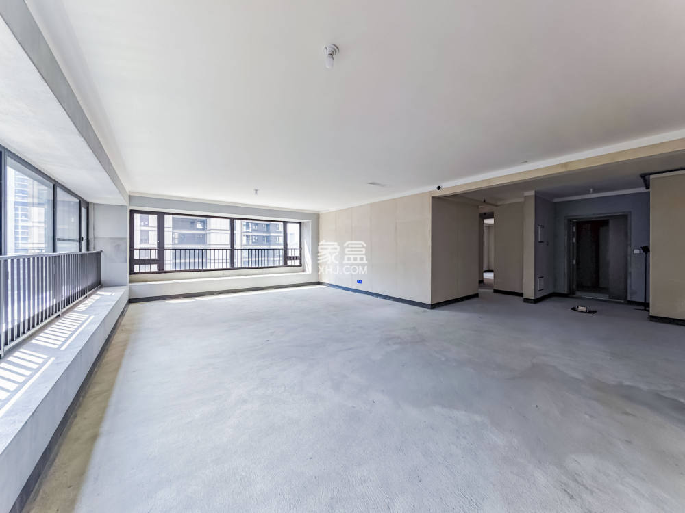 建发玖洲观澜  5室2厅2卫   298.00万