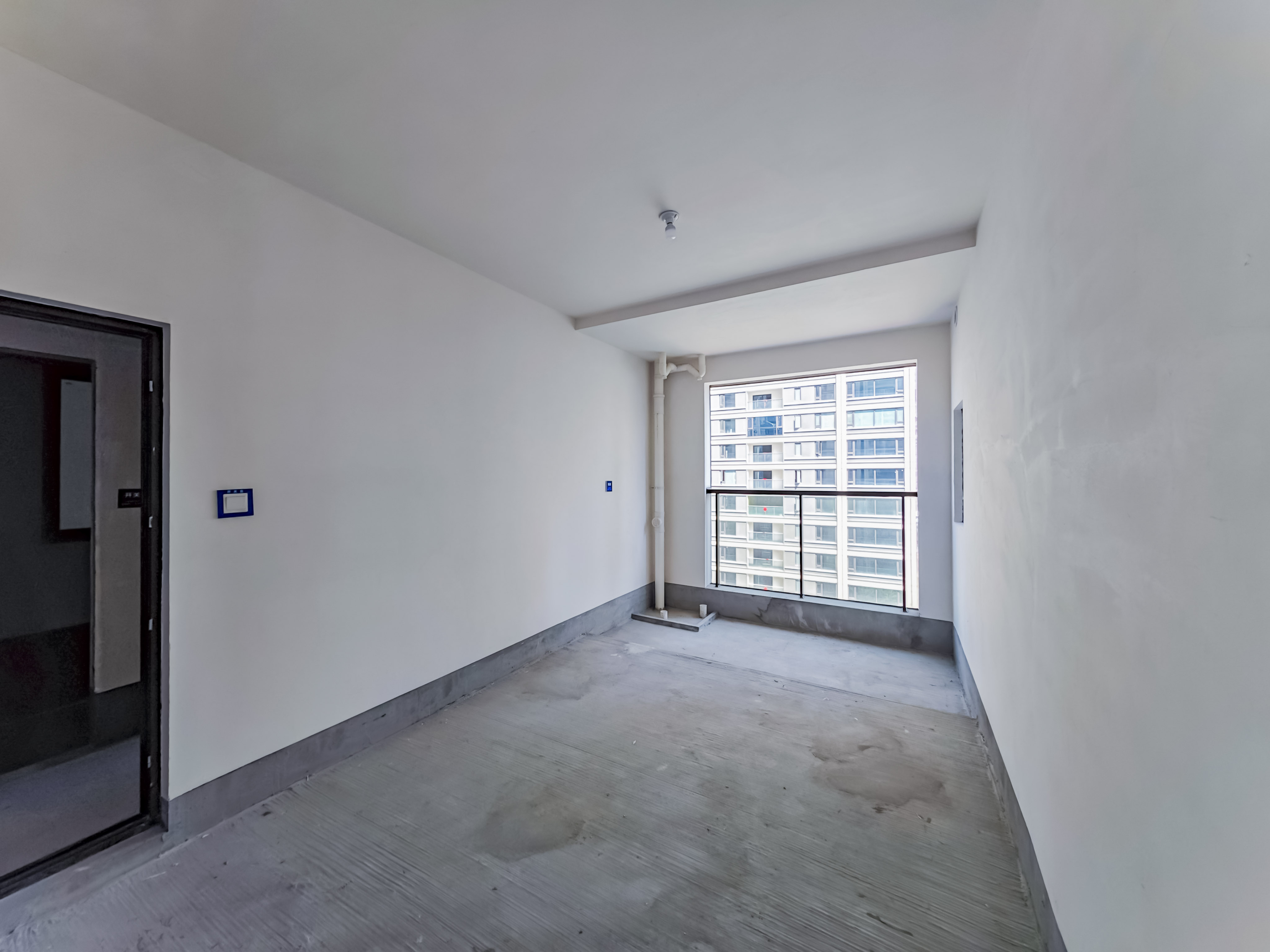 建发玖洲观澜  5室2厅2卫   298.00万其他