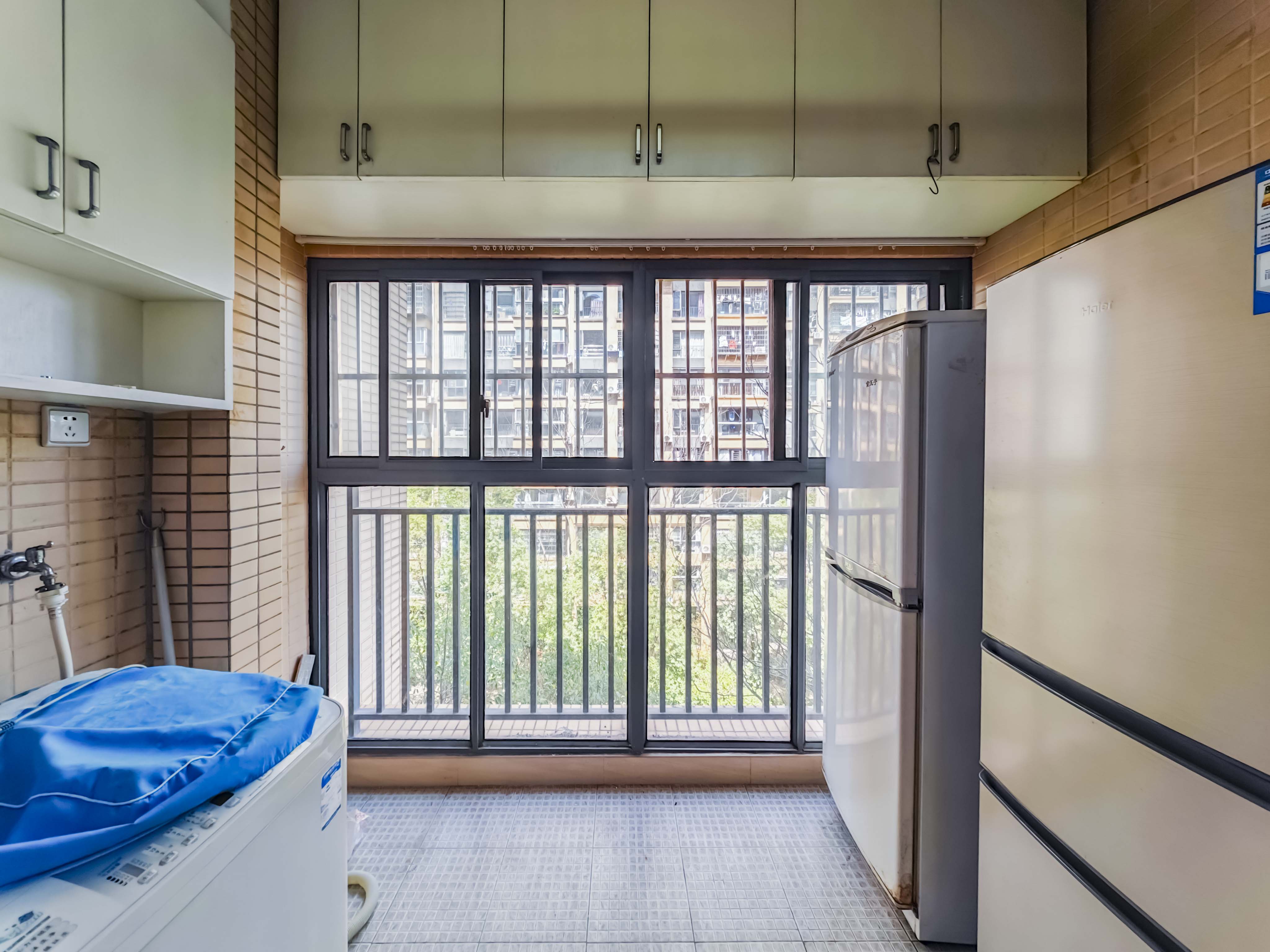 中城丽景香山园  3室2厅2卫   146.00万其他