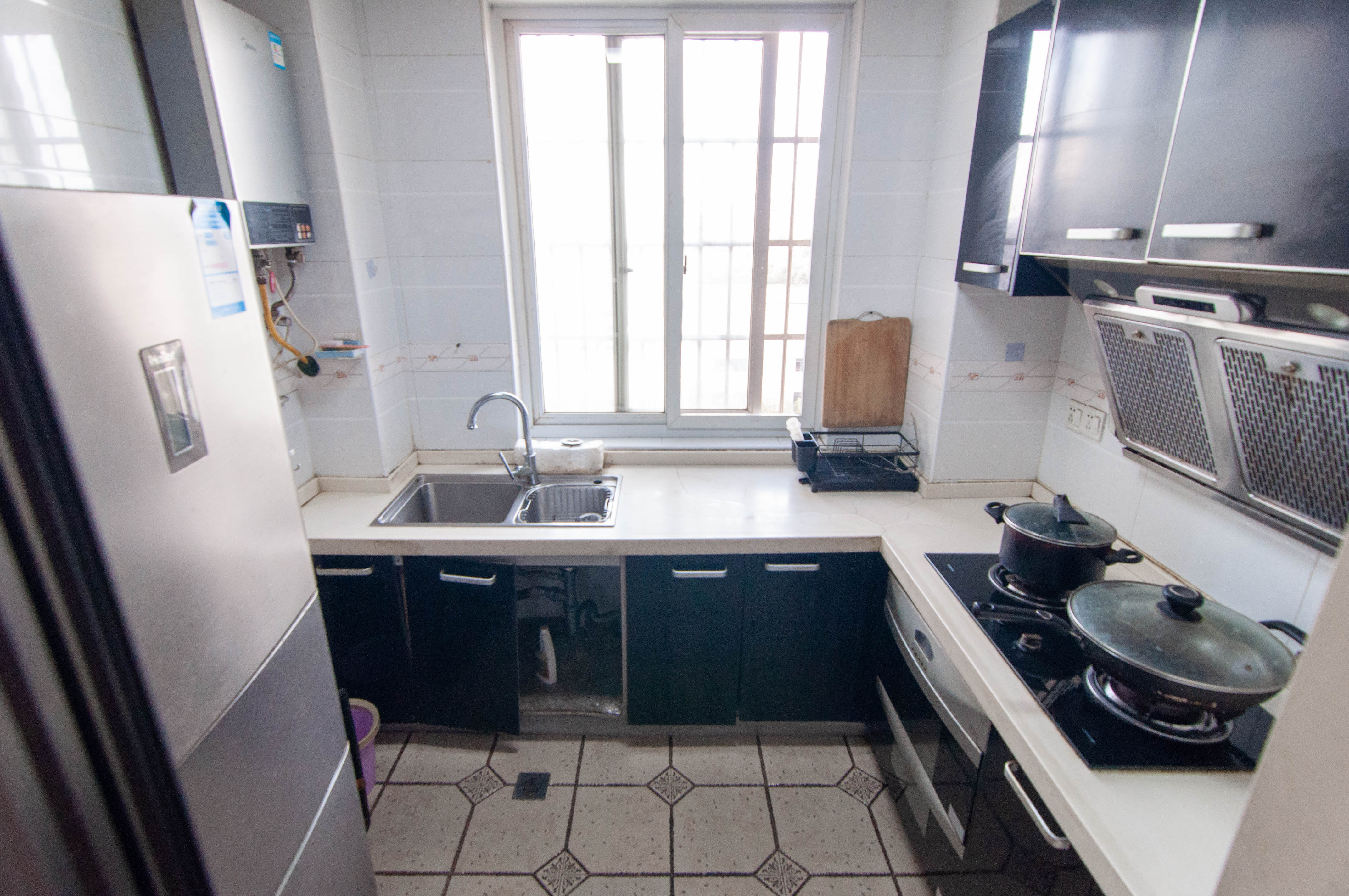 中房F联邦  3室2厅1卫    62.8万 中房F联邦  3室2厅1卫    62.8万厨房