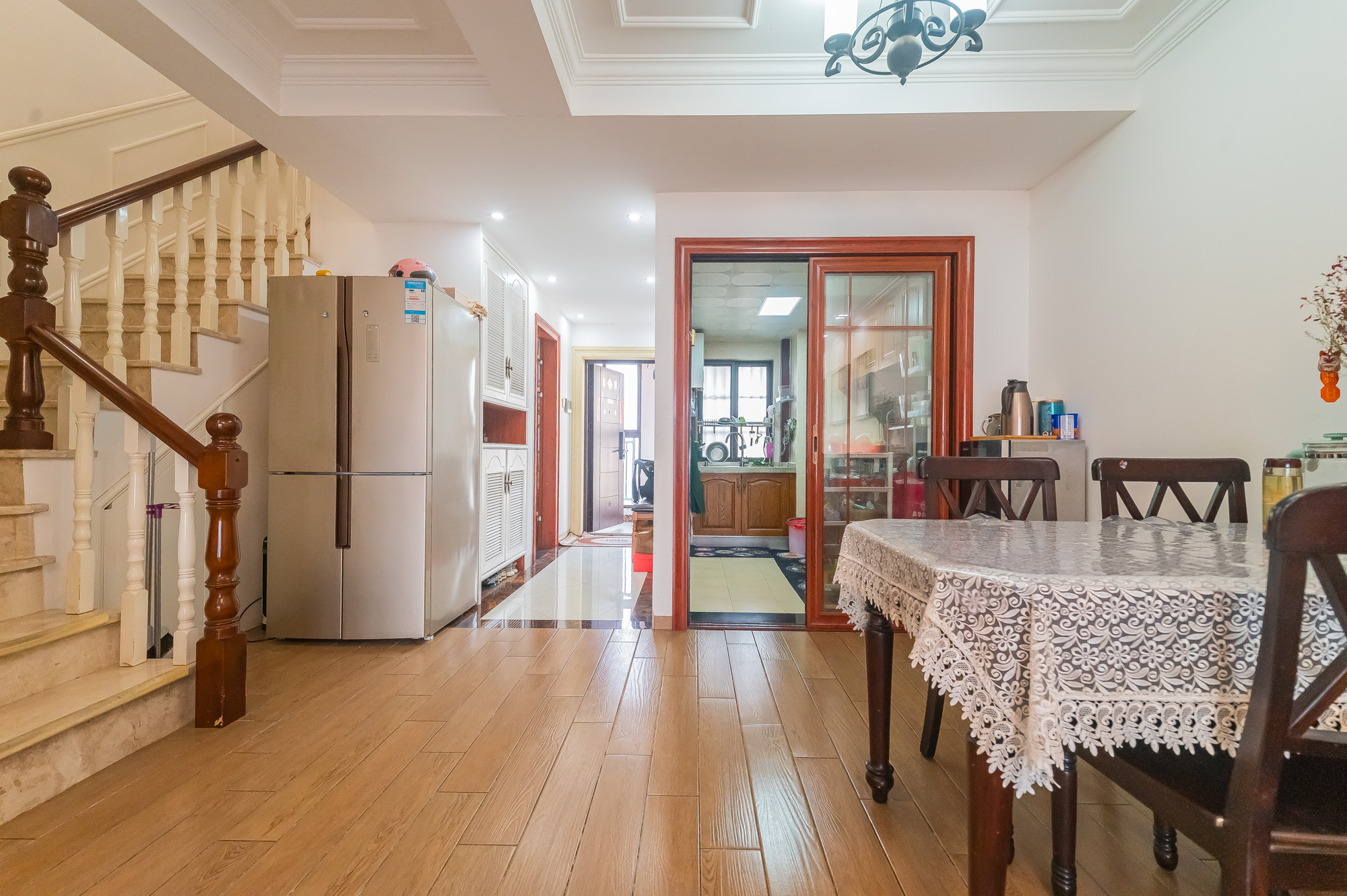 星湖湾一期高层 3室2厅2卫 88.0万 星湖湾一期高层 3室2厅2卫 88.0万客厅