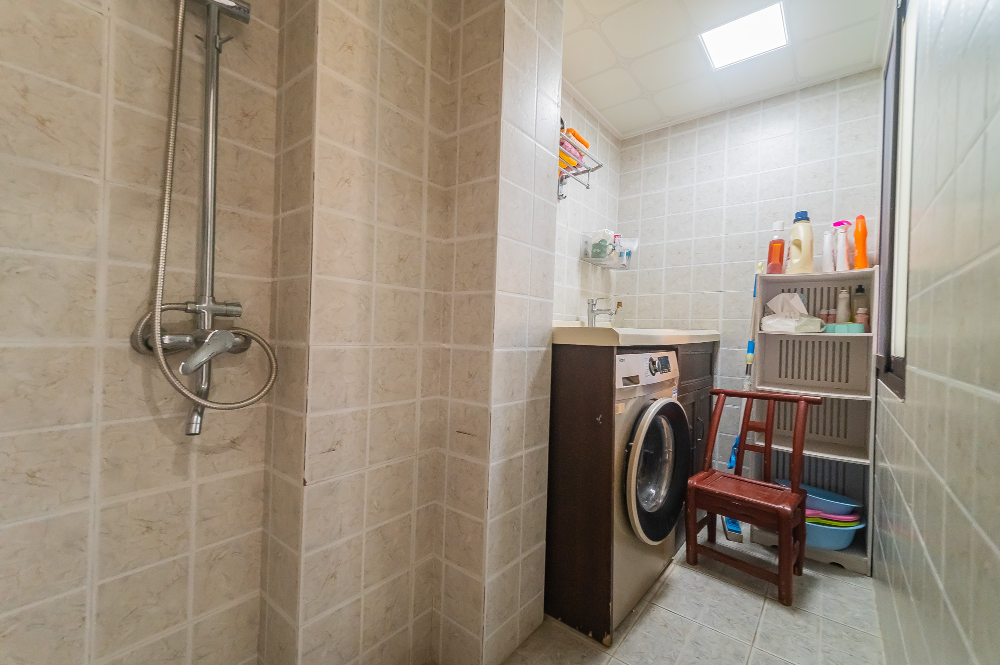 星湖湾一期高层 3室2厅2卫 88.0万 星湖湾一期高层 3室2厅2卫 88.0万卫生间