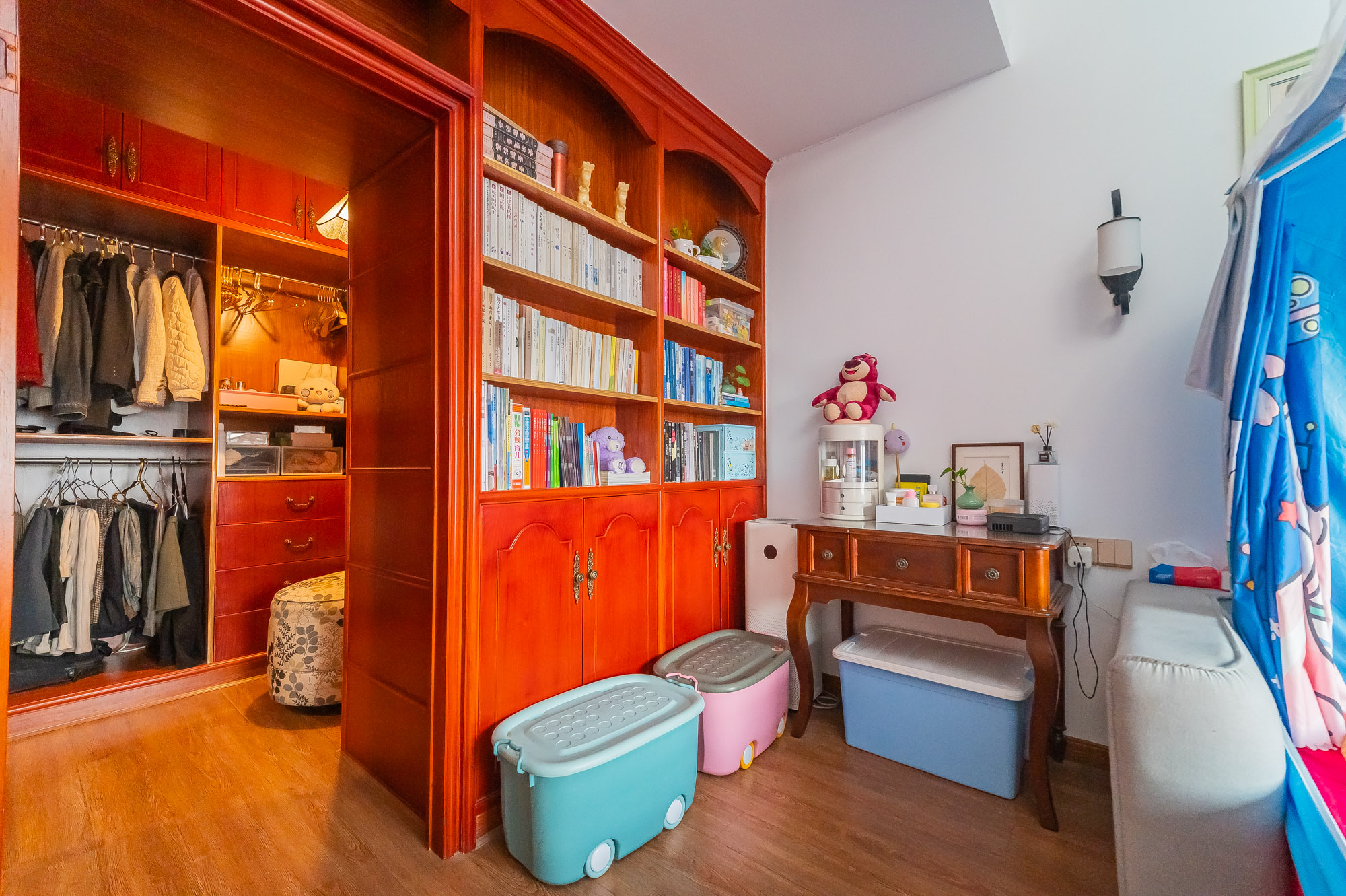 星湖湾一期高层 3室2厅2卫 88.0万 星湖湾一期高层 3室2厅2卫 88.0万卧室