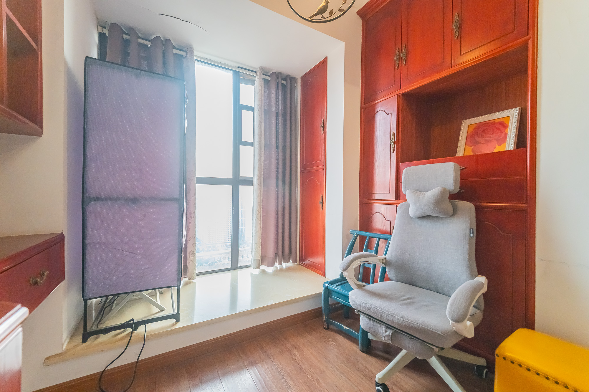 星湖湾一期高层 3室2厅2卫 88.0万 星湖湾一期高层 3室2厅2卫 88.0万阳台