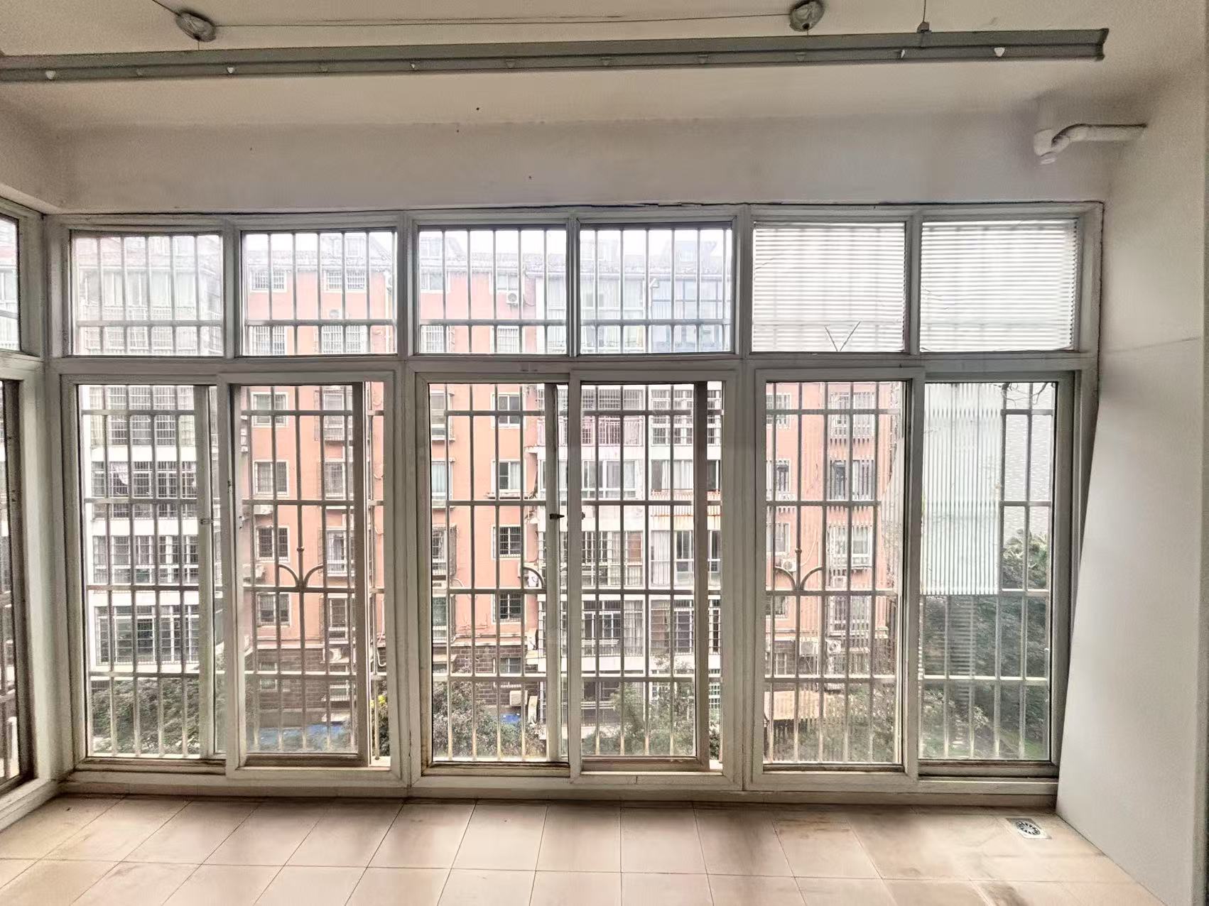 枫溪苑 3室2厅1卫 42.0万 枫溪苑 3室2厅1卫 42.0万室内图