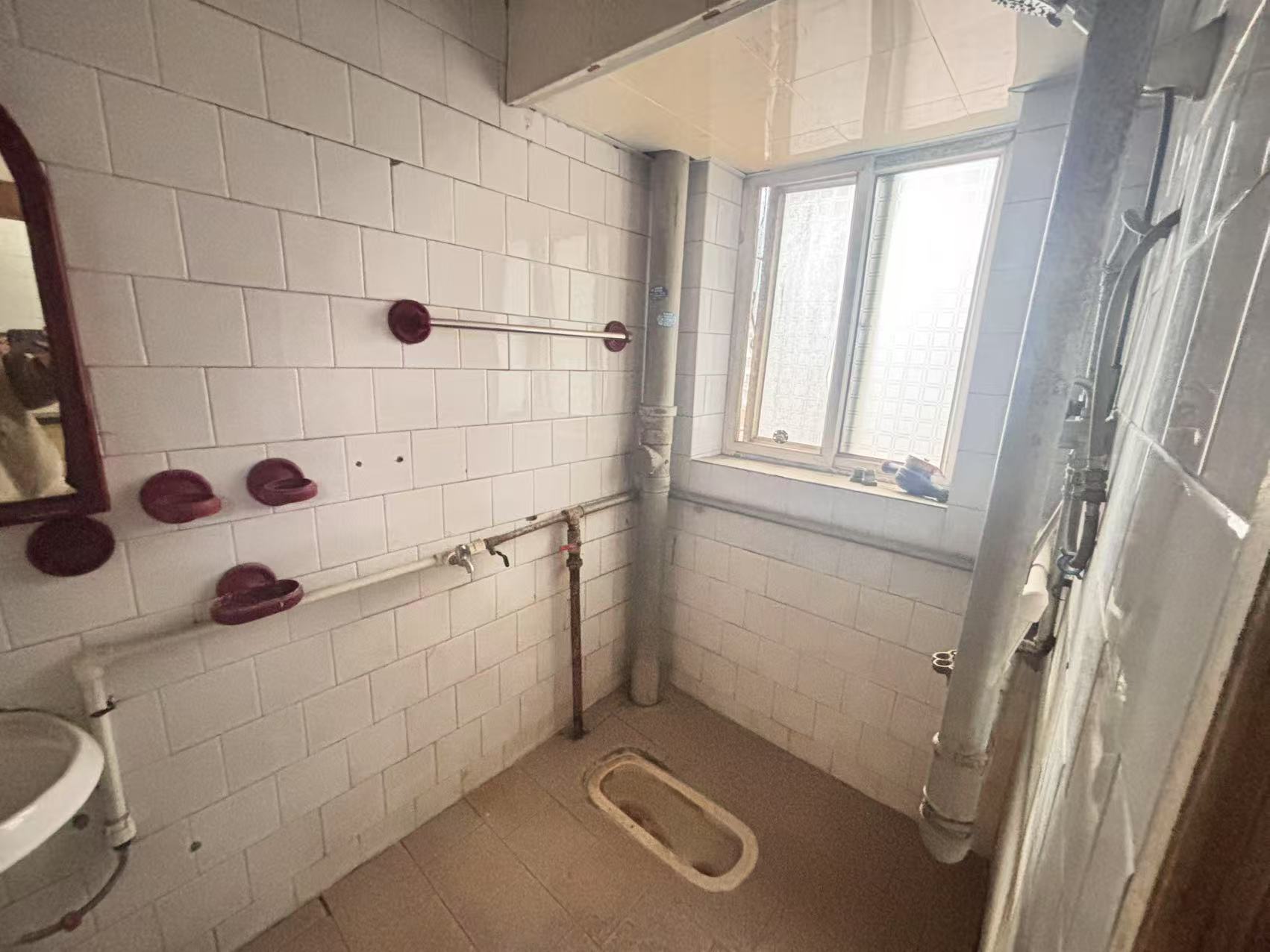 沿港路散盘 2室1厅1卫 18.0万 沿港路散盘 2室1厅1卫 18.0万室内图