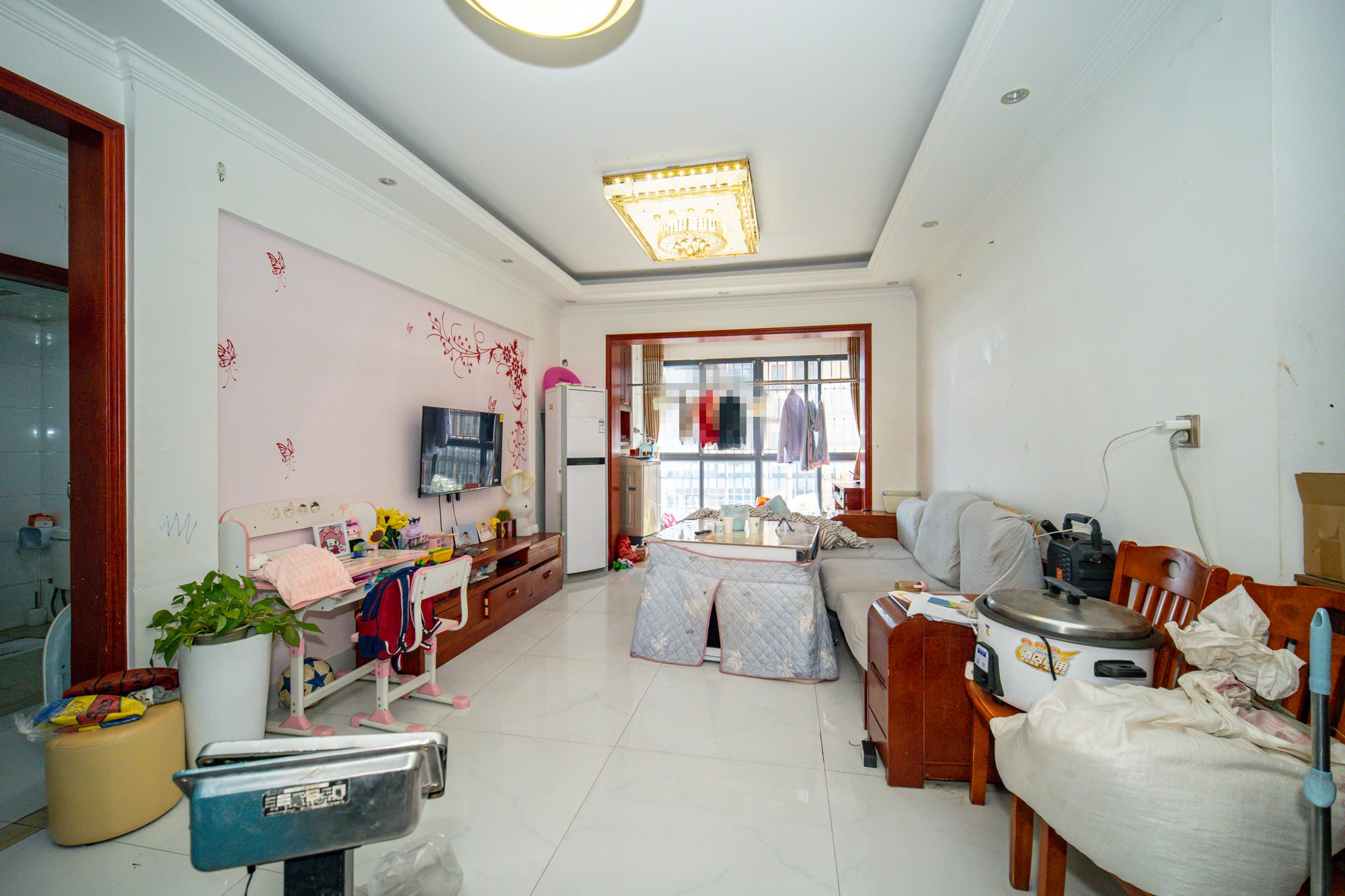 海伦春天  2室2厅1卫    52.0万 海伦春天  2室2厅1卫    52.0万客厅