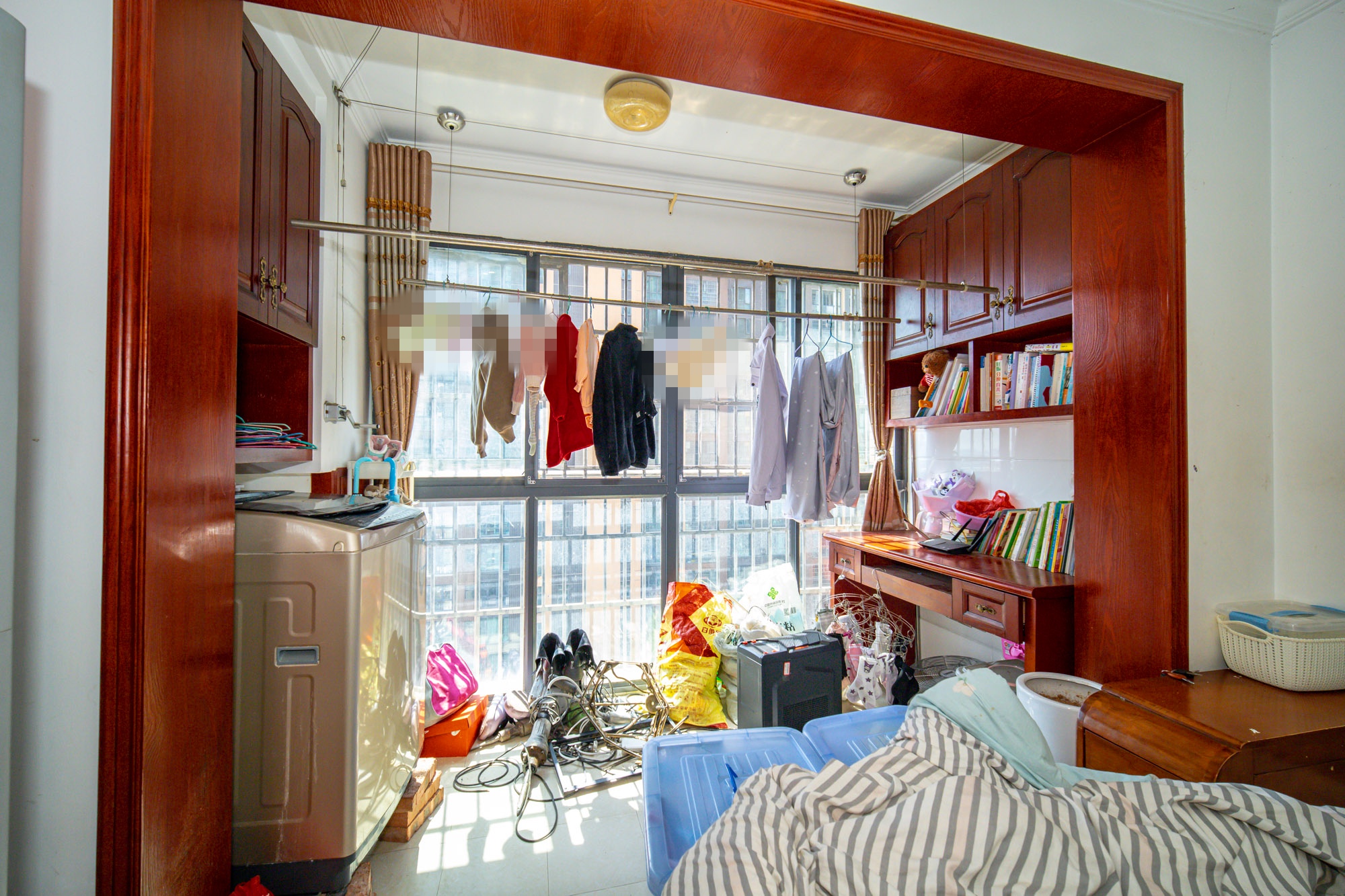 海伦春天  2室2厅1卫    52.0万阳台