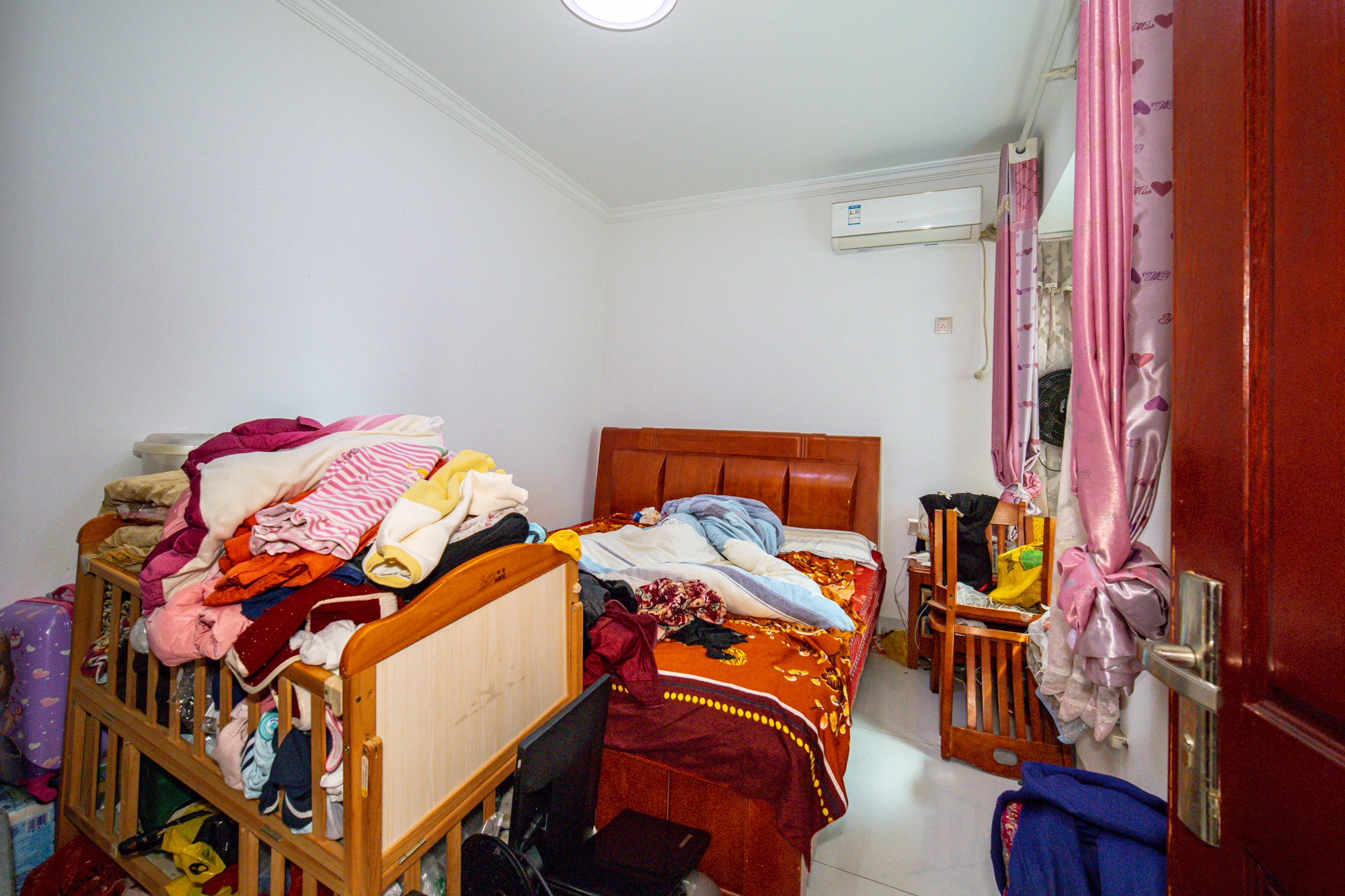 海伦春天  2室2厅1卫    52.0万 海伦春天  2室2厅1卫    52.0万卧室