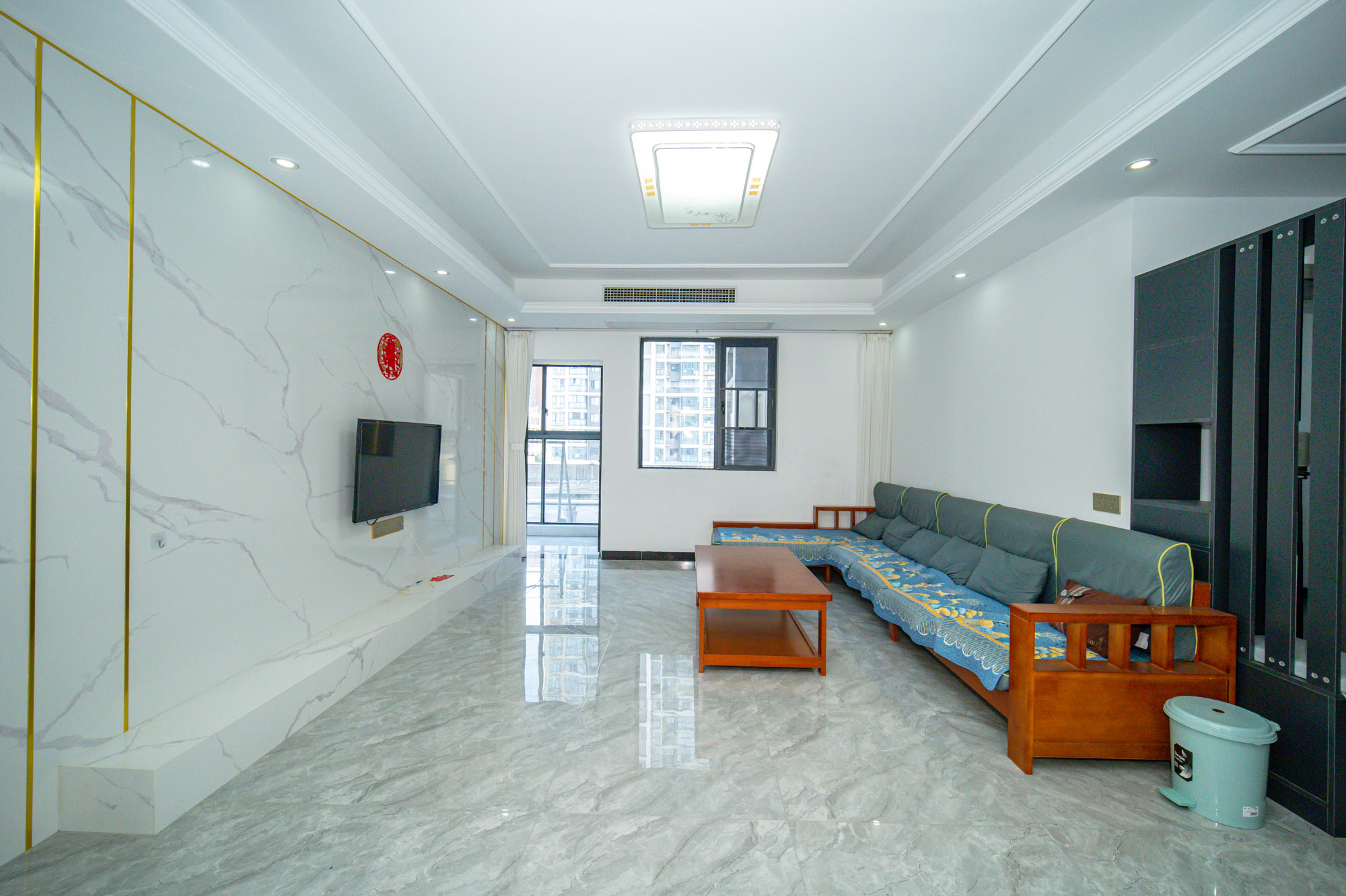 松雅湖壹号 3室2厅2卫 109.8万 松雅湖壹号 3室2厅2卫 109.8万客厅