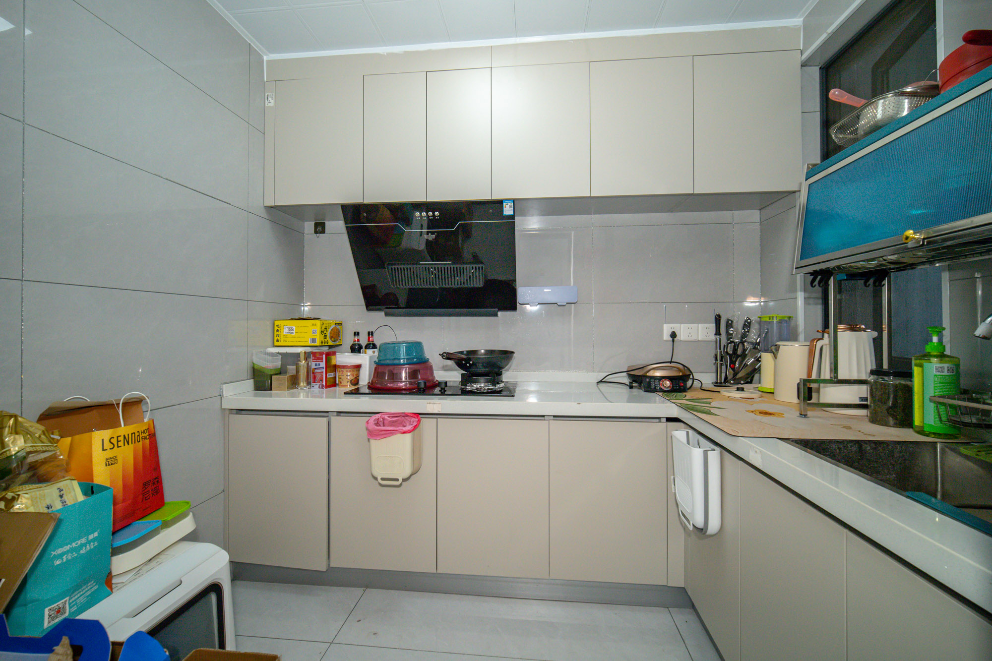 金辉优步星樾  1室1厅1卫    58.0万 金辉优步星樾  1室1厅1卫    58.0万厨房