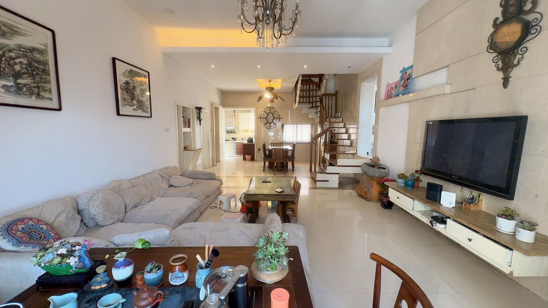 耀华大厦 7室2厅3卫 68.8万 耀华大厦 7室2厅3卫 68.8万室内图