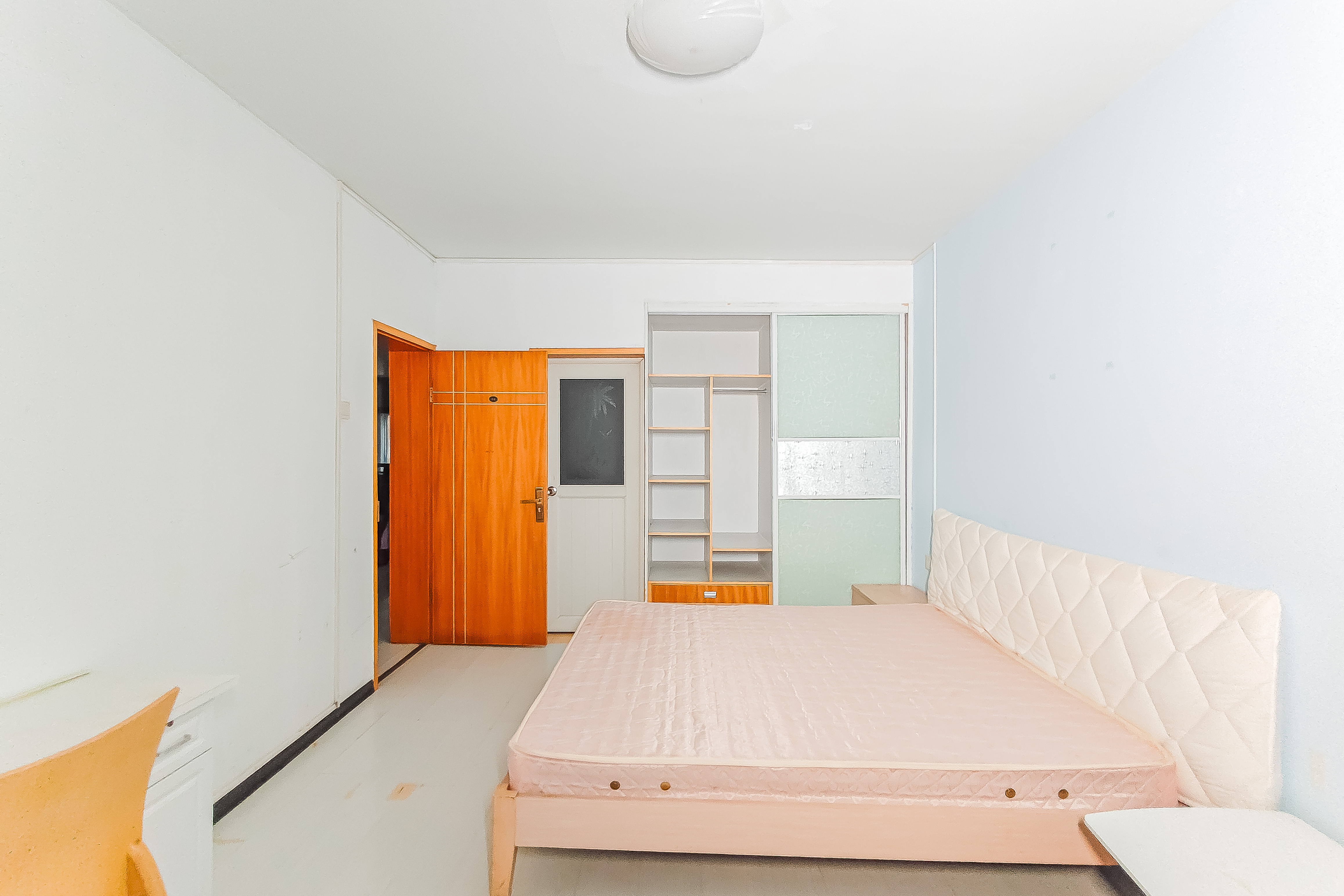 官塘公寓 3室2厅2卫 85.0万 官塘公寓 3室2厅2卫 85.0万卧室