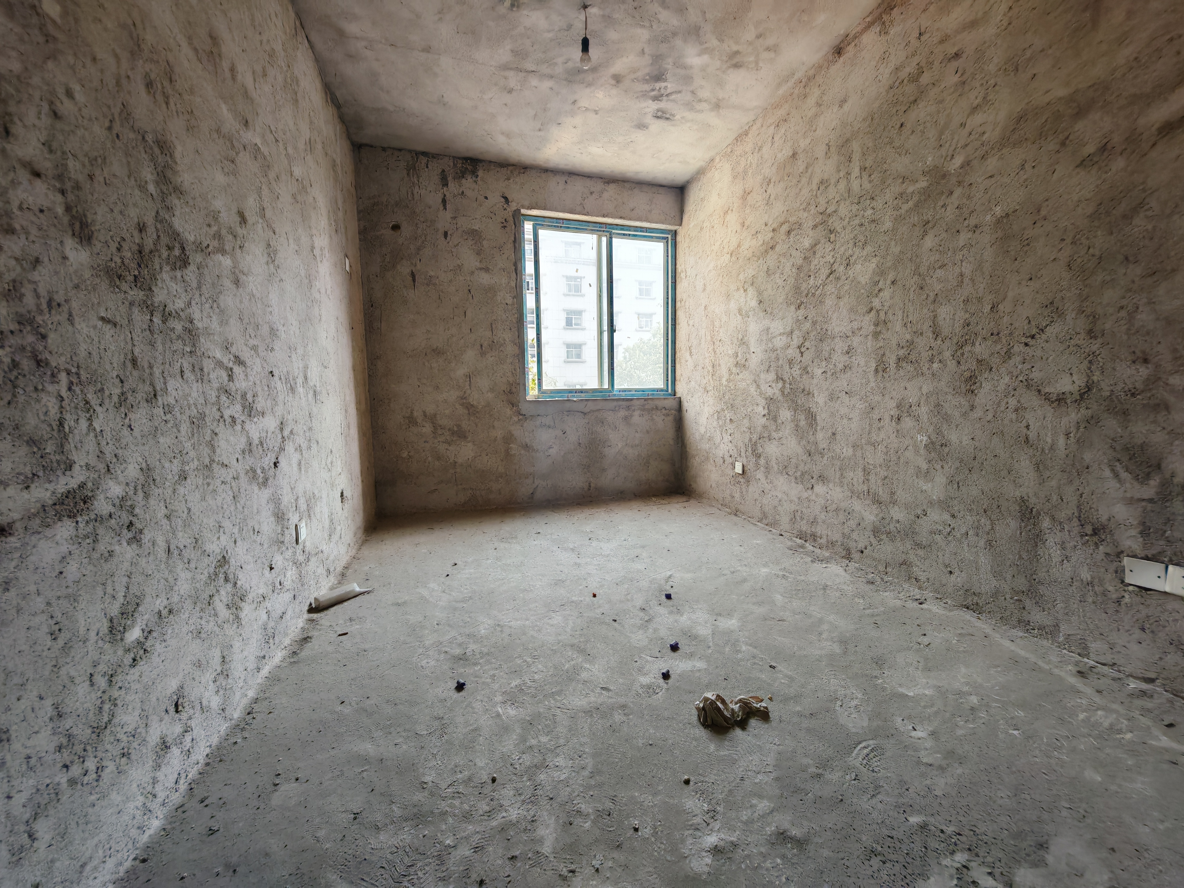 山城上品 4室2厅2卫 70.8万 山城上品 4室2厅2卫 70.8万客厅