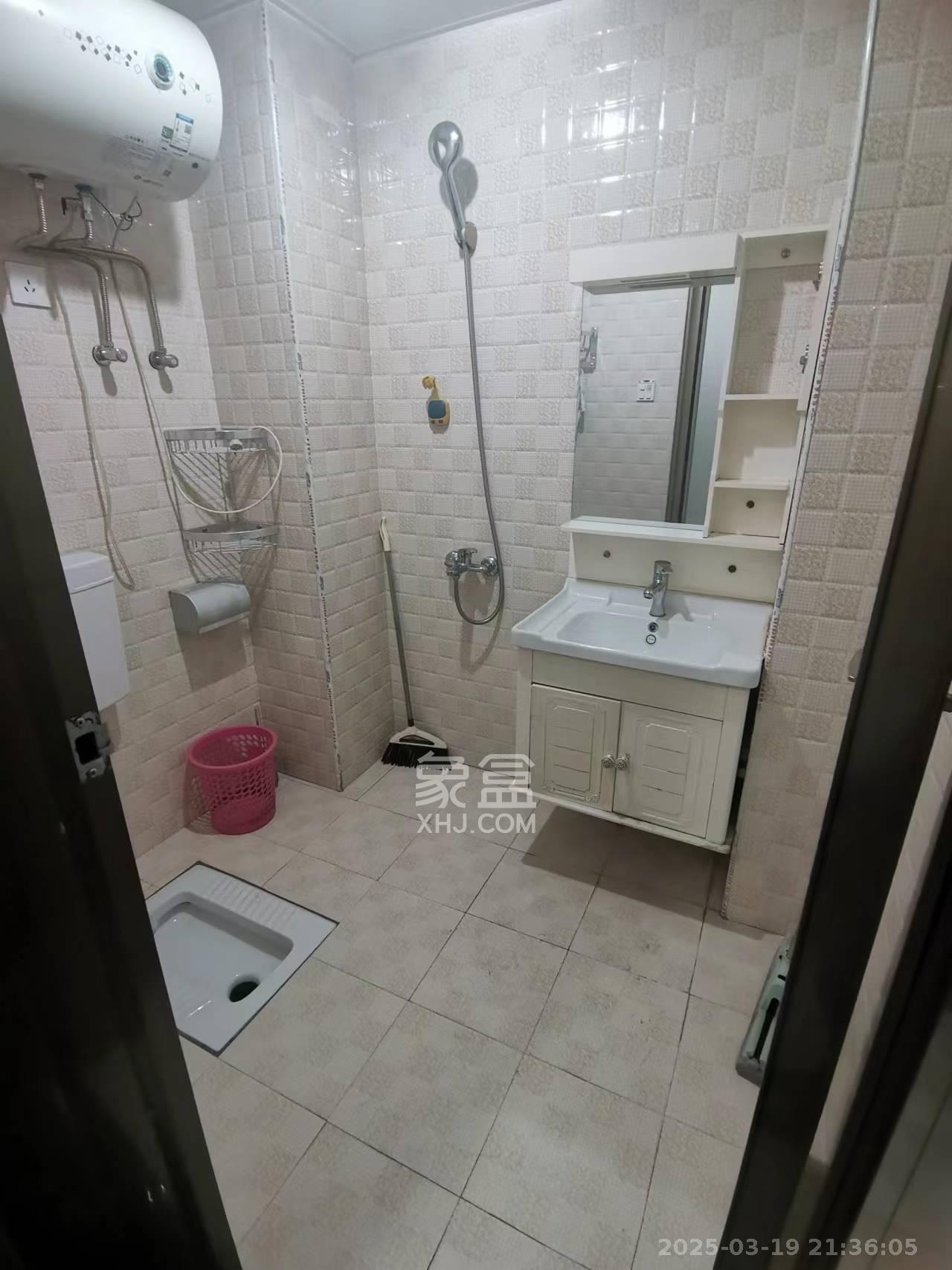 海德公园  1室1厅1卫   1500.00元/月室内图