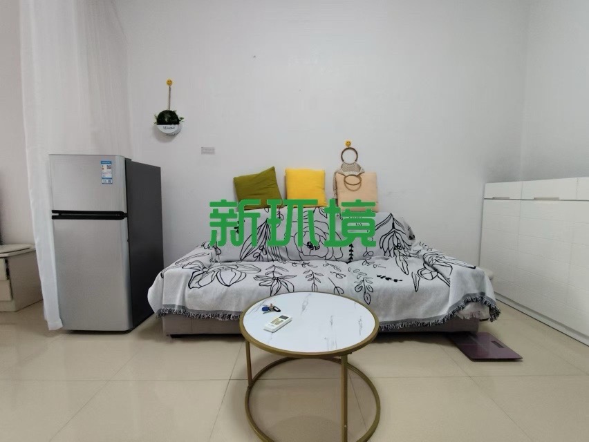 逸臣中央 1室1厅1卫 1100.0元/月 逸臣中央 1室1厅1卫 1100.0元/月室内图