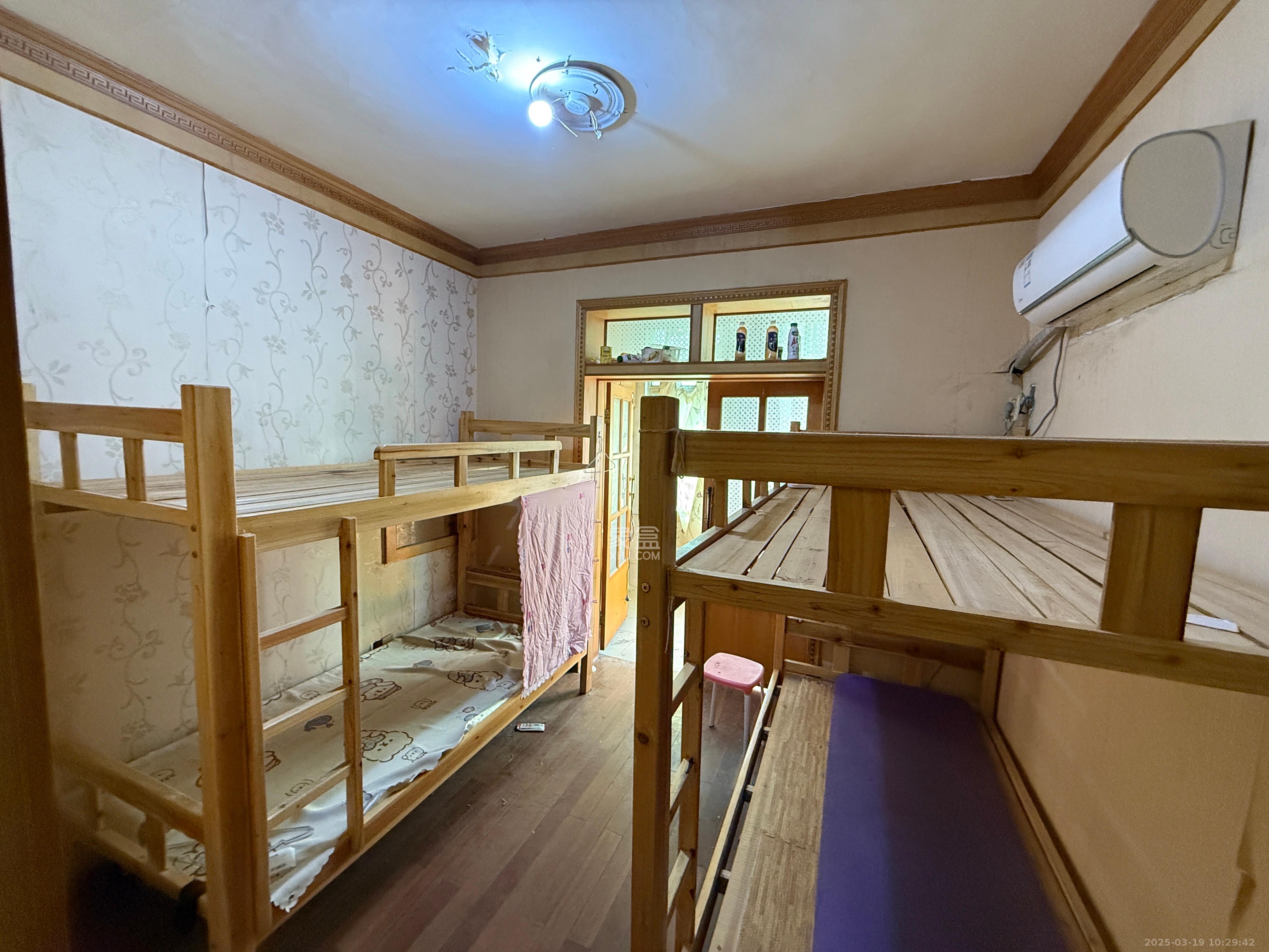 工农新村(工农桥社区) 2室1厅1卫 2000.0元/月 工农新村(工农桥社区) 2室1厅1卫 2000.0元/月室内图