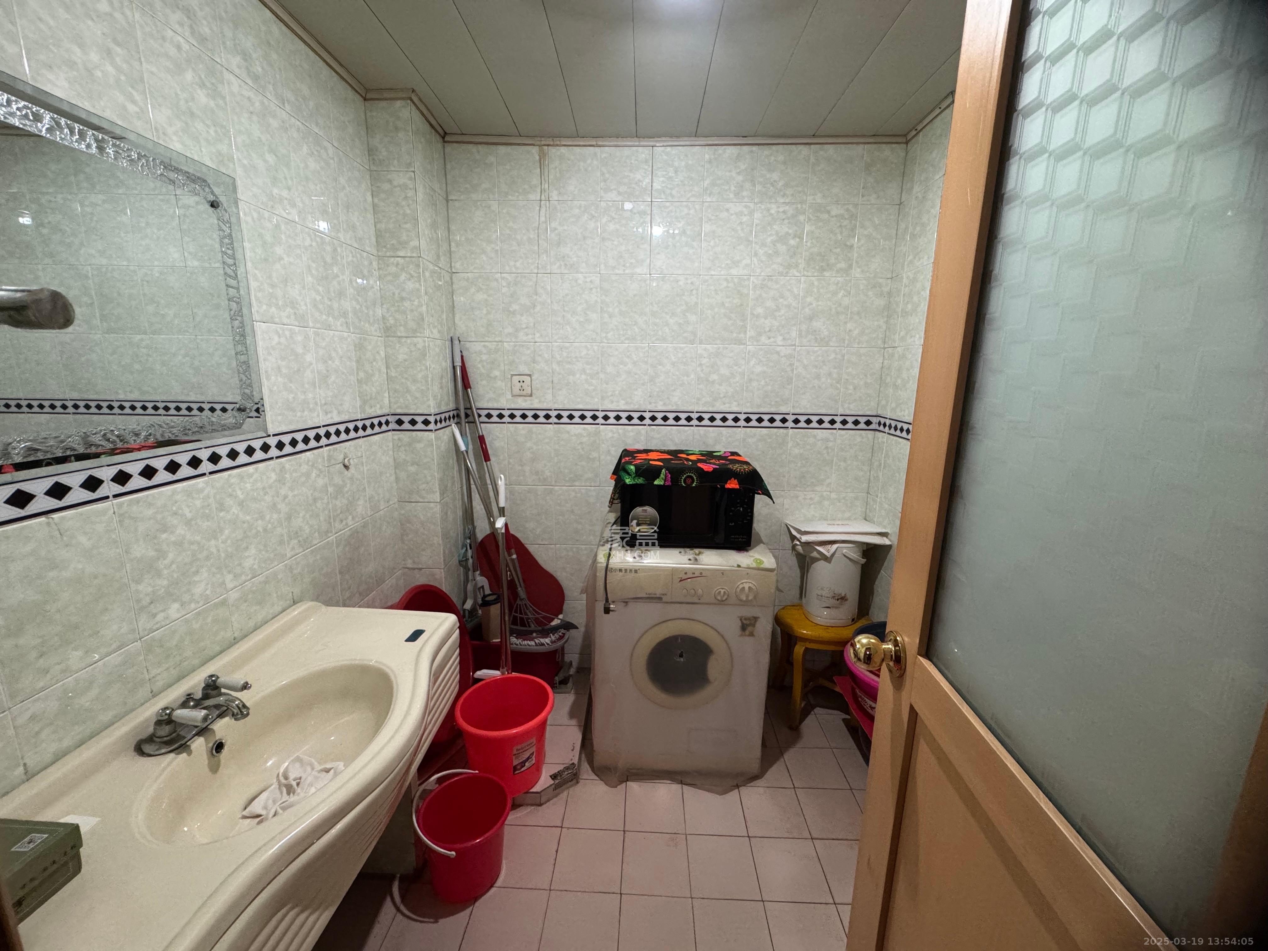 新天小区  2室2厅2卫   1600.00元/月室内图
