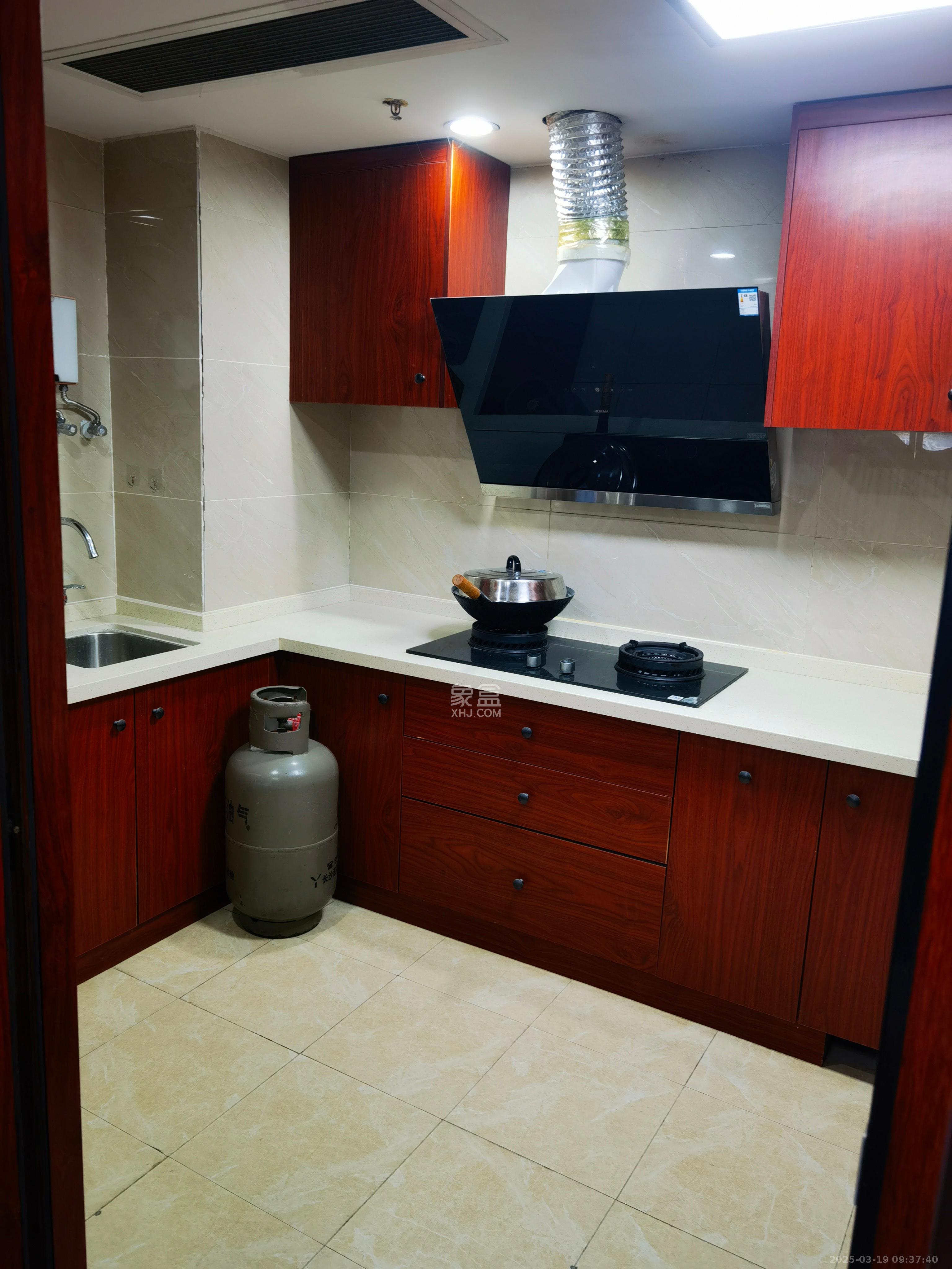 保利国际广场 1室1厅1卫 5000.0元/月 保利国际广场 1室1厅1卫 5000.0元/月室内图