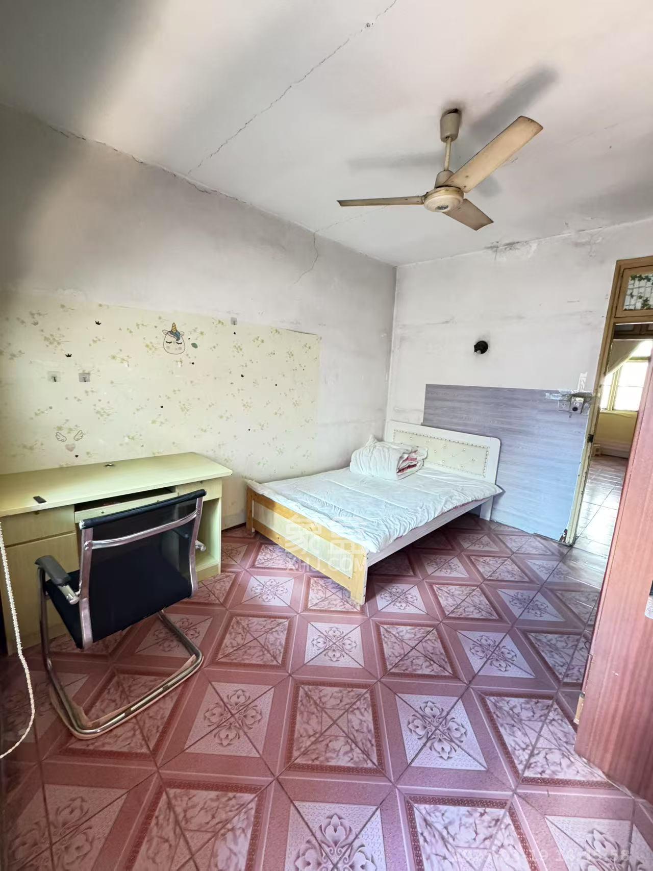 东广济桥社区 2室1厅1卫 1500.0元/月 东广济桥社区 2室1厅1卫 1500.0元/月室内图