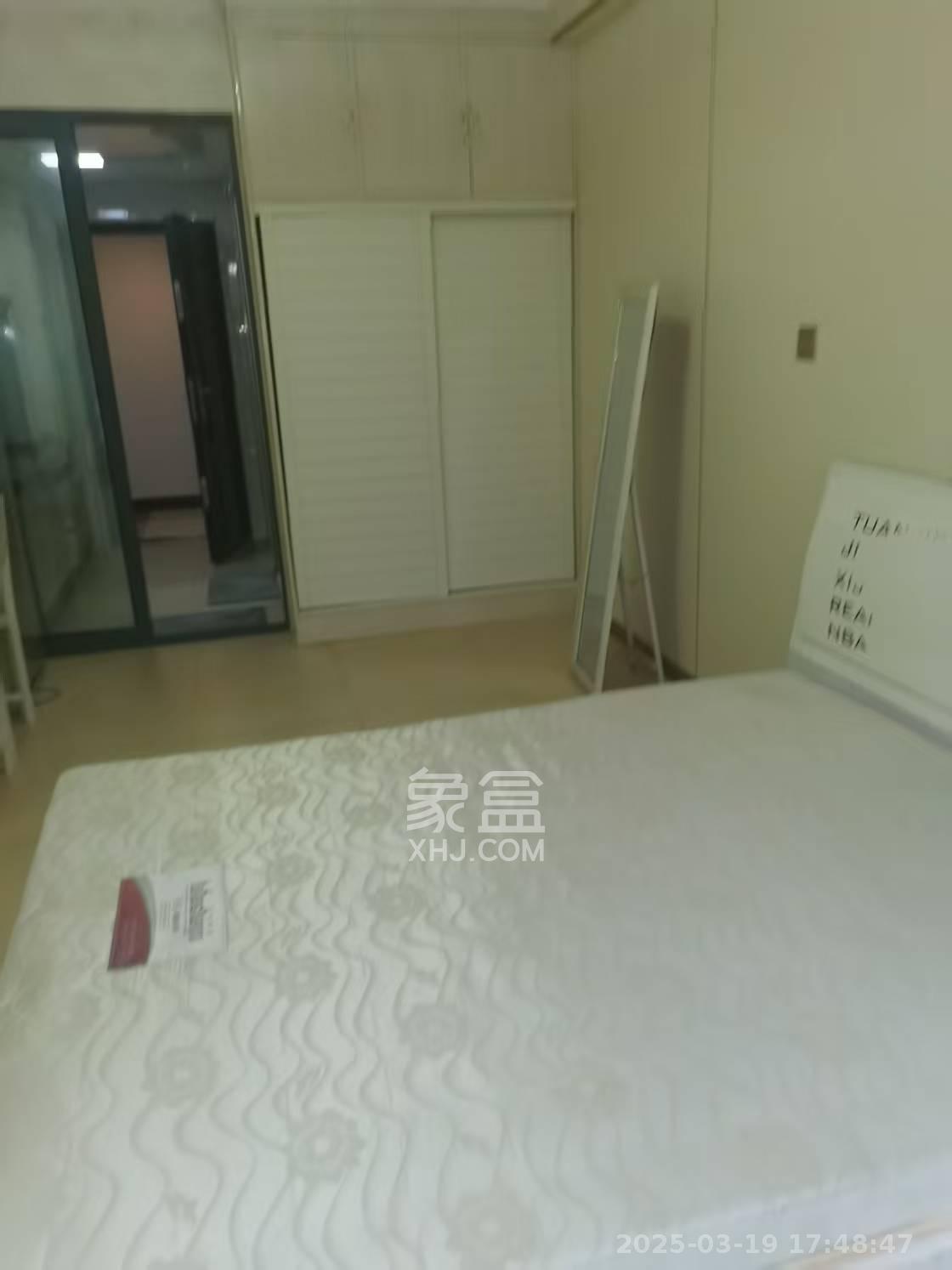 中建芙蓉嘉苑  1室1厅1卫   1200.00元/月室内图