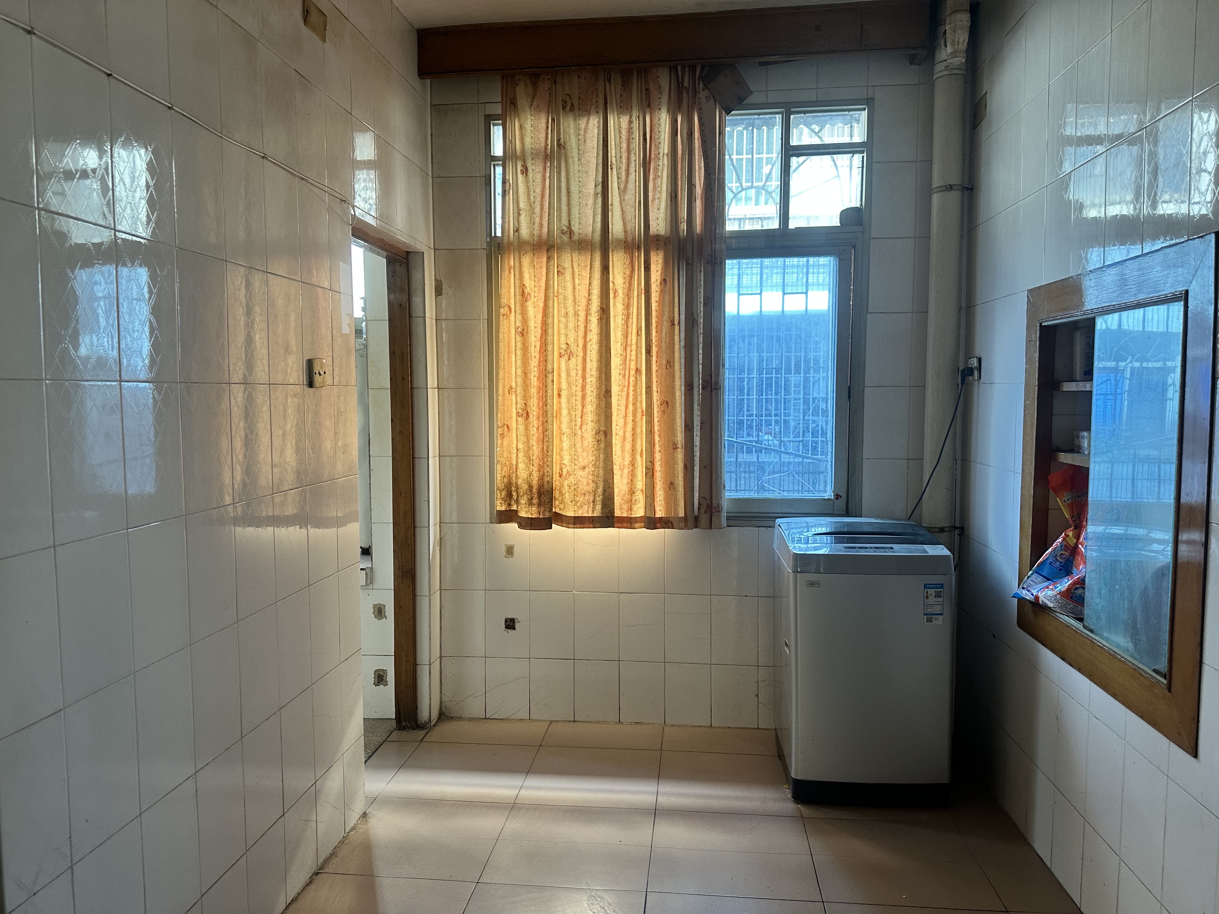 育财农贸市场(民营市场) 4室2厅1卫 36.8万 育财农贸市场(民营市场) 4室2厅1卫 36.8万户型图