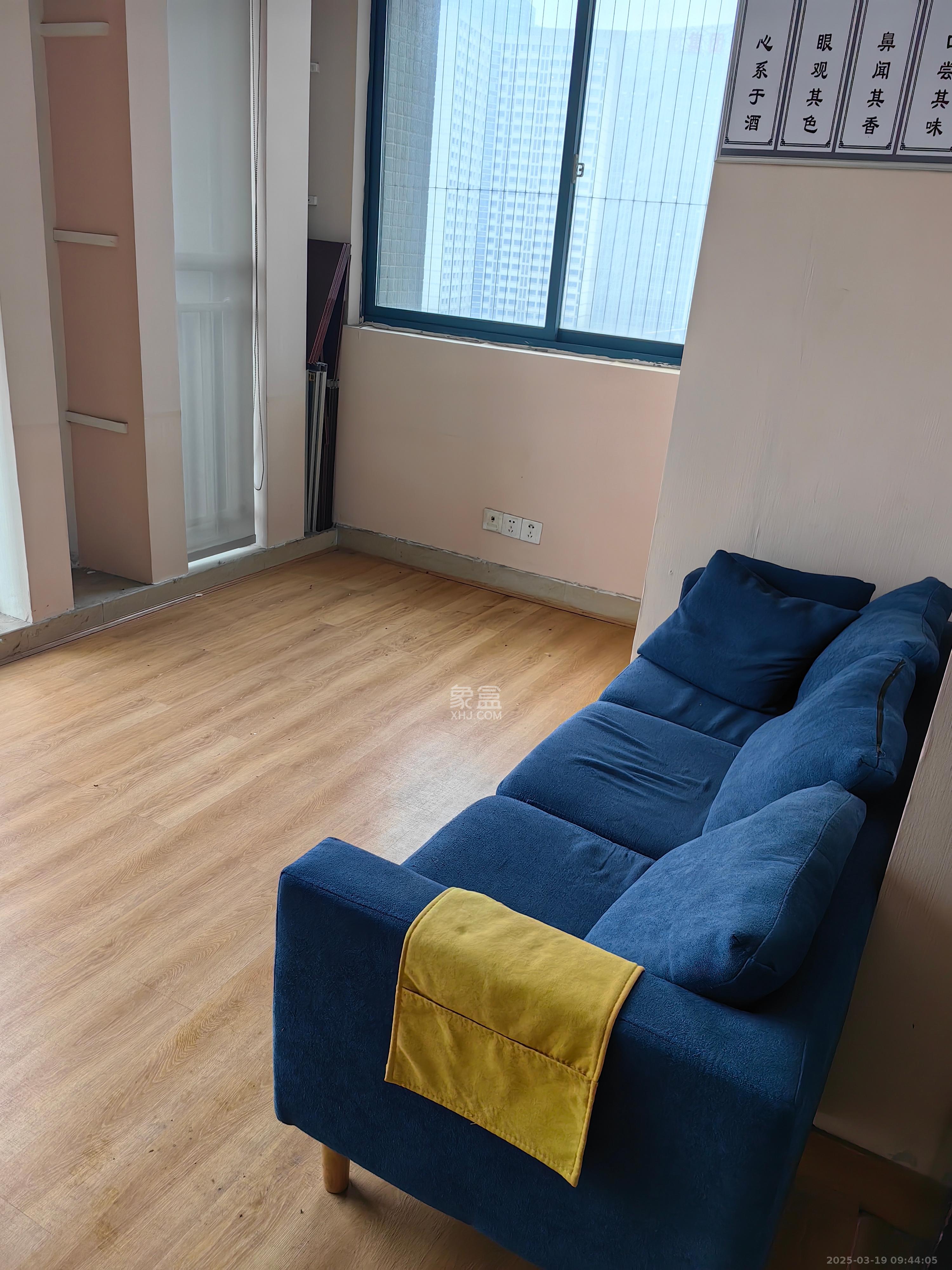 东一国际 1室1厅1卫 2300.0元/月 东一国际 1室1厅1卫 2300.0元/月室内图