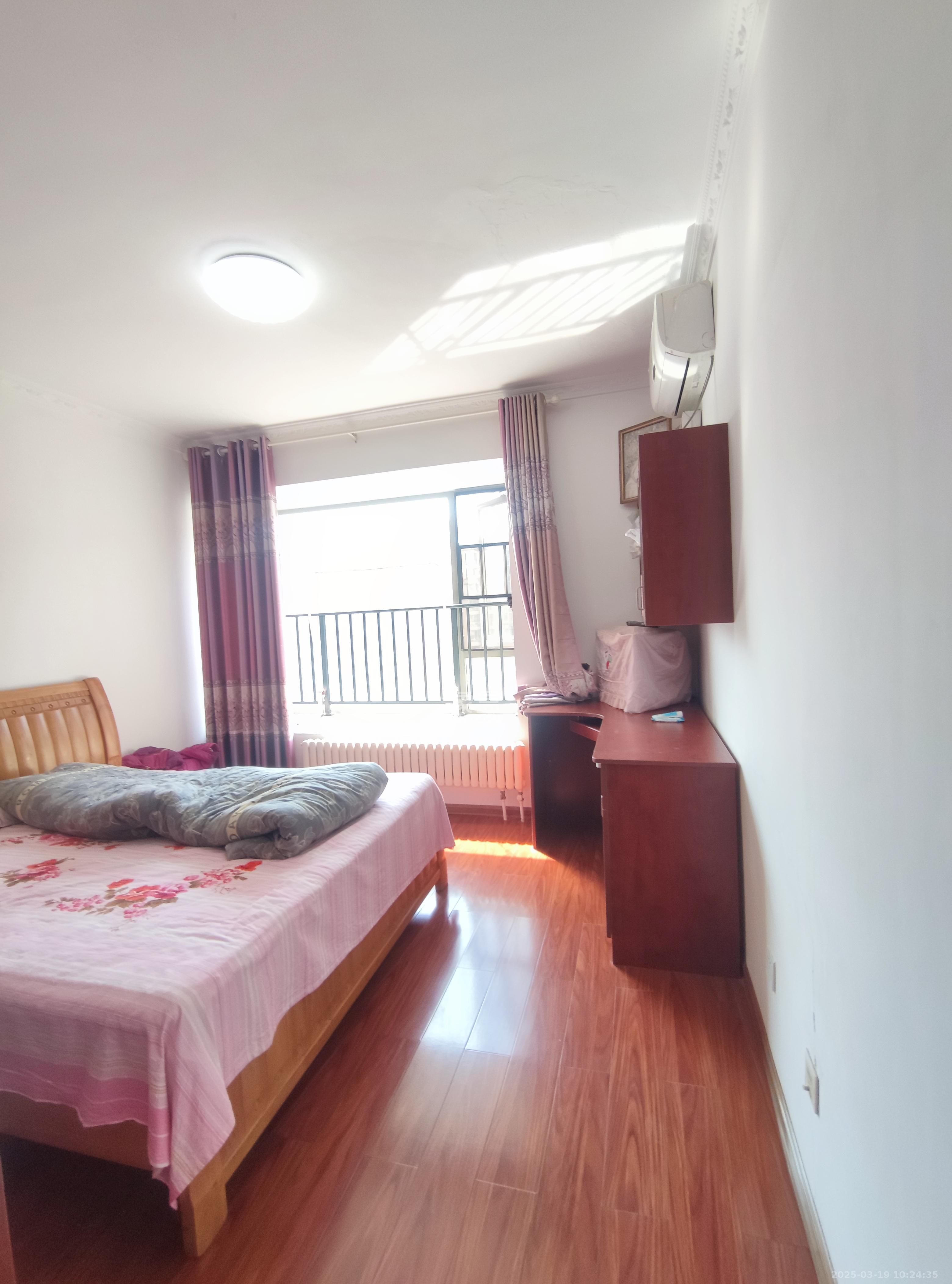 怡海星城 1室0厅0卫 2200.0元/月 怡海星城 1室0厅0卫 2200.0元/月室内图