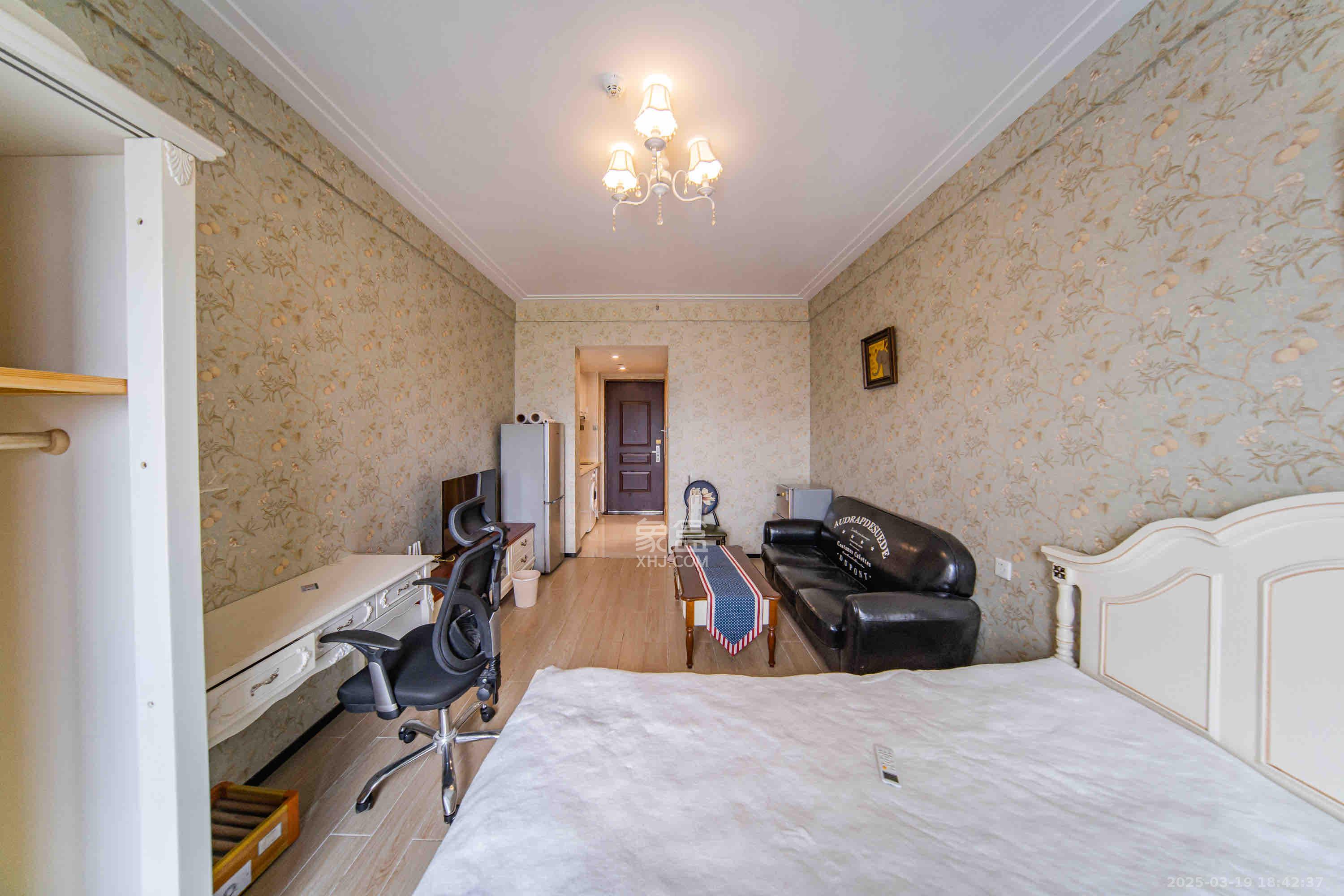 中海国际二期 1室1厅1卫 1300.0元/月 中海国际二期 1室1厅1卫 1300.0元/月室内图