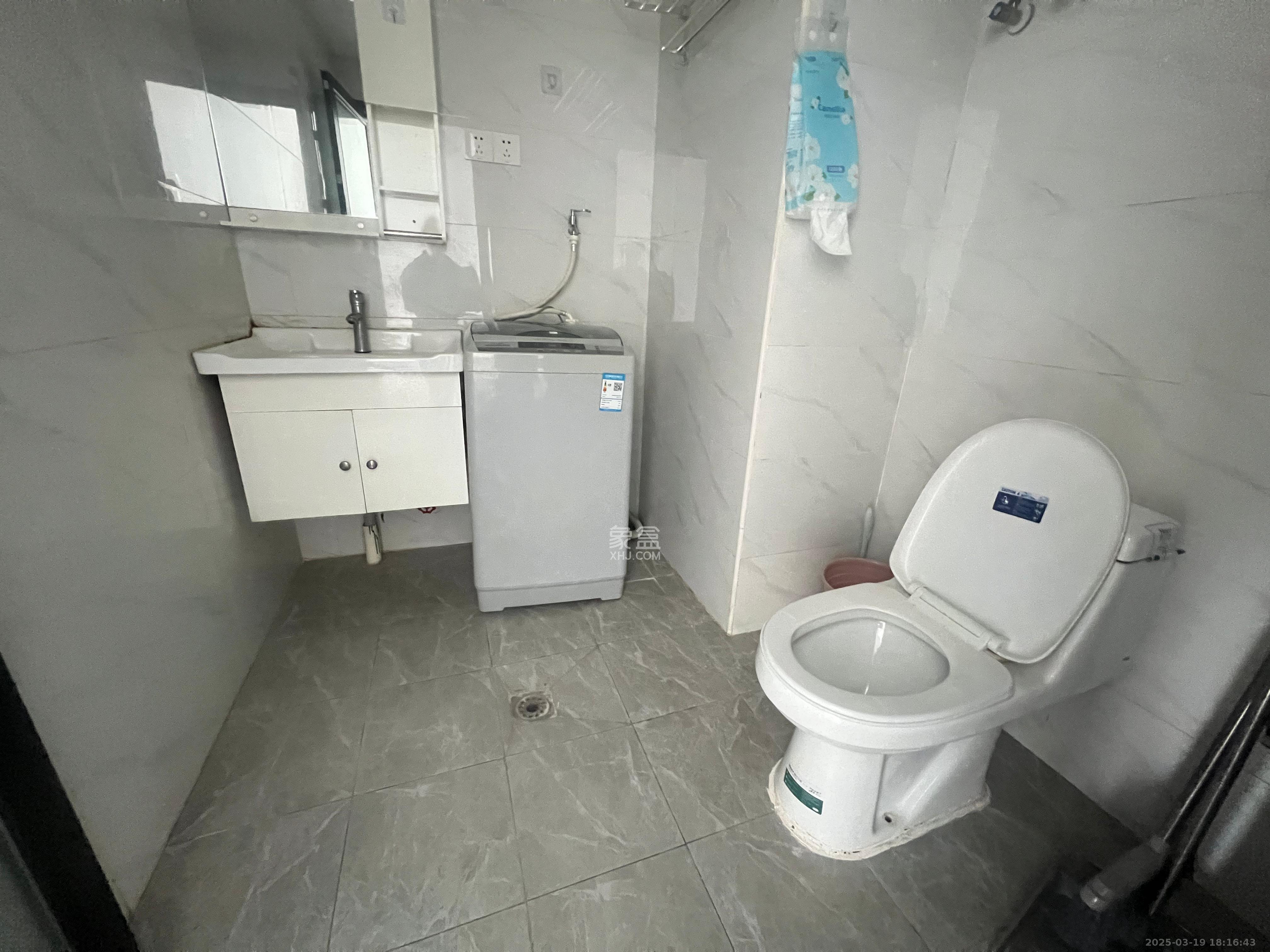 长城万悦汇  1室1厅1卫    1500.0元/月 长城万悦汇  1室1厅1卫    1500.0元/月室内图