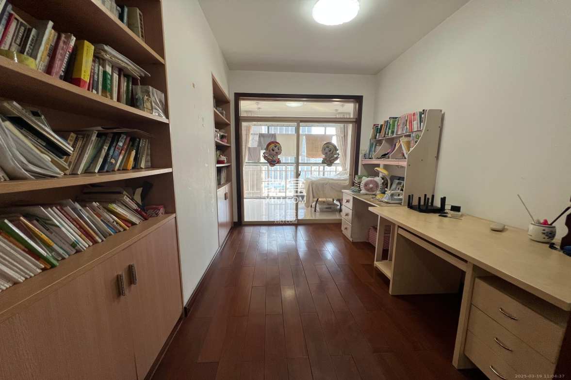 东来苑 4室2厅2卫 3700.0元/月 东来苑 4室2厅2卫 3700.0元/月室内图