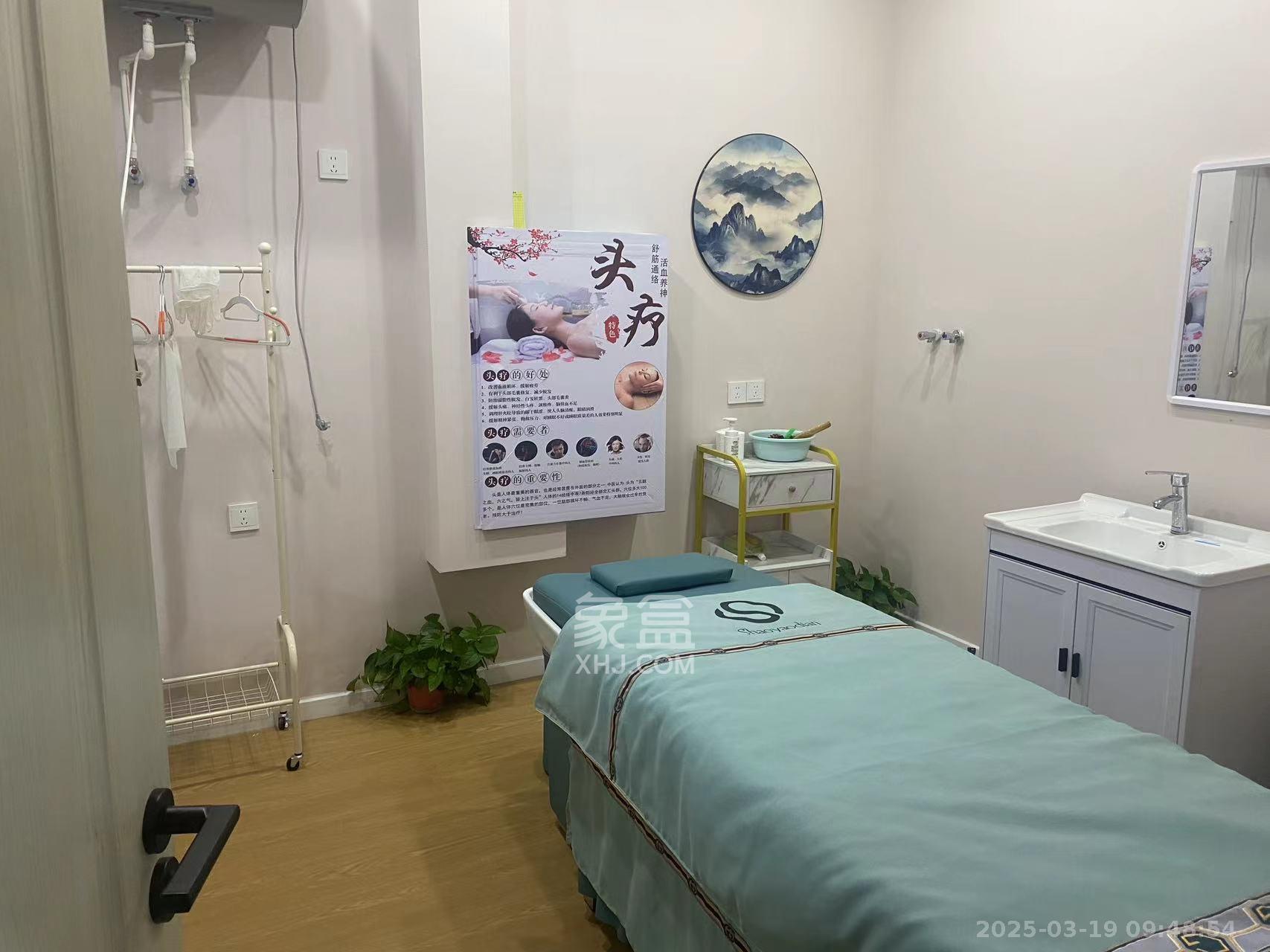 天麓轻奢国际   13.78㎡     3500.00元/月