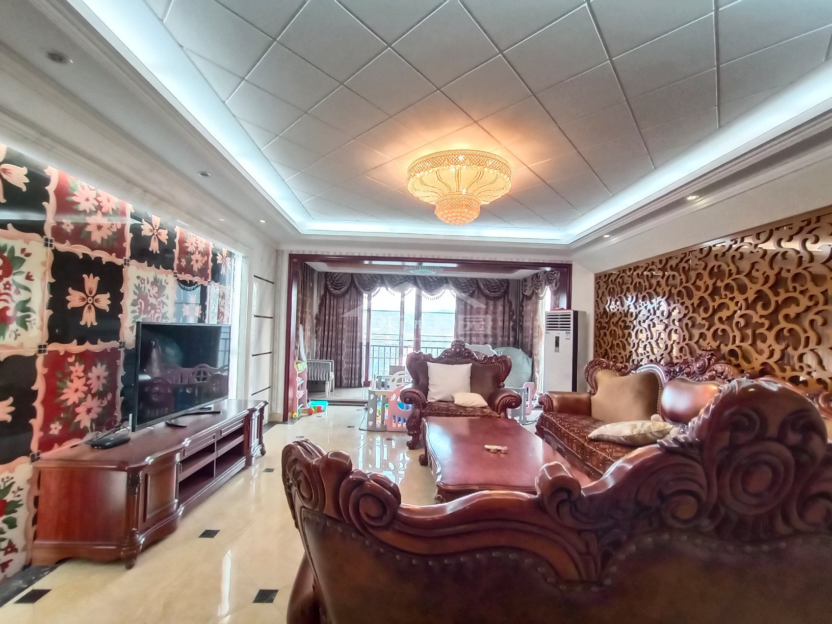 鑫成君泰 4室2厅2卫 3000.0元/月 鑫成君泰 4室2厅2卫 3000.0元/月室内图