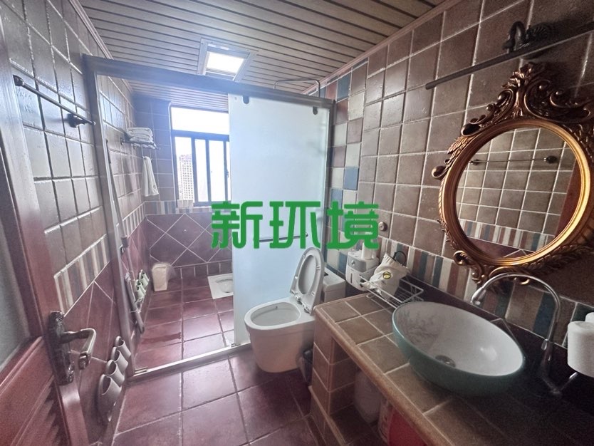 鼎泰逸景园 3室2厅2卫 2200.0元/月 鼎泰逸景园 3室2厅2卫 2200.0元/月室内图