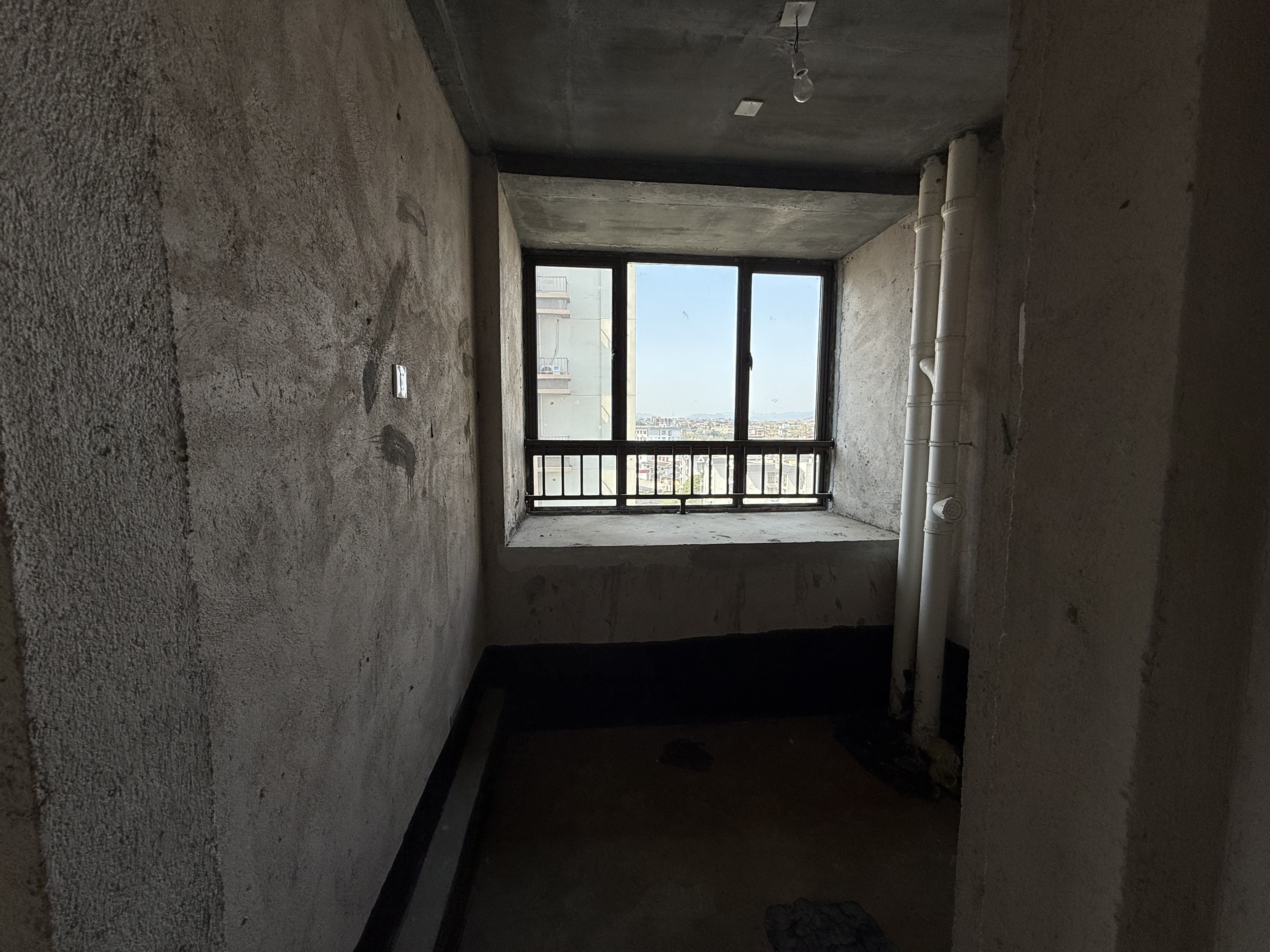 锦绣公馆 4室2厅2卫 71.8万 锦绣公馆 4室2厅2卫 71.8万客厅