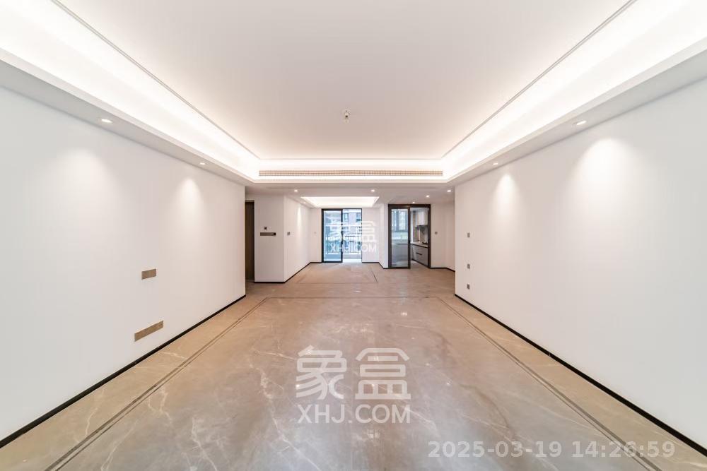建发电建江山悦  4室2厅2卫   3500.00元/月